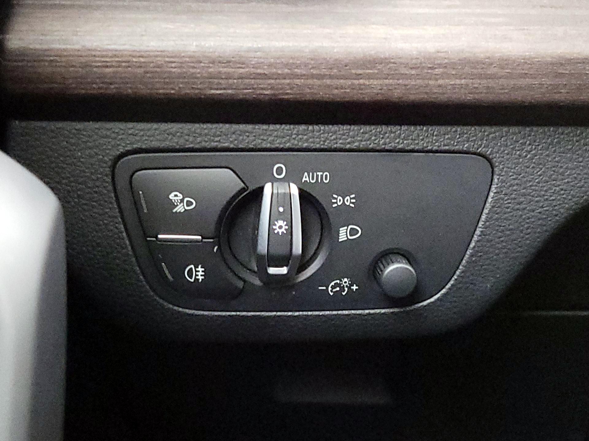 Thumbnail: 2023 Audi Q5 - 13