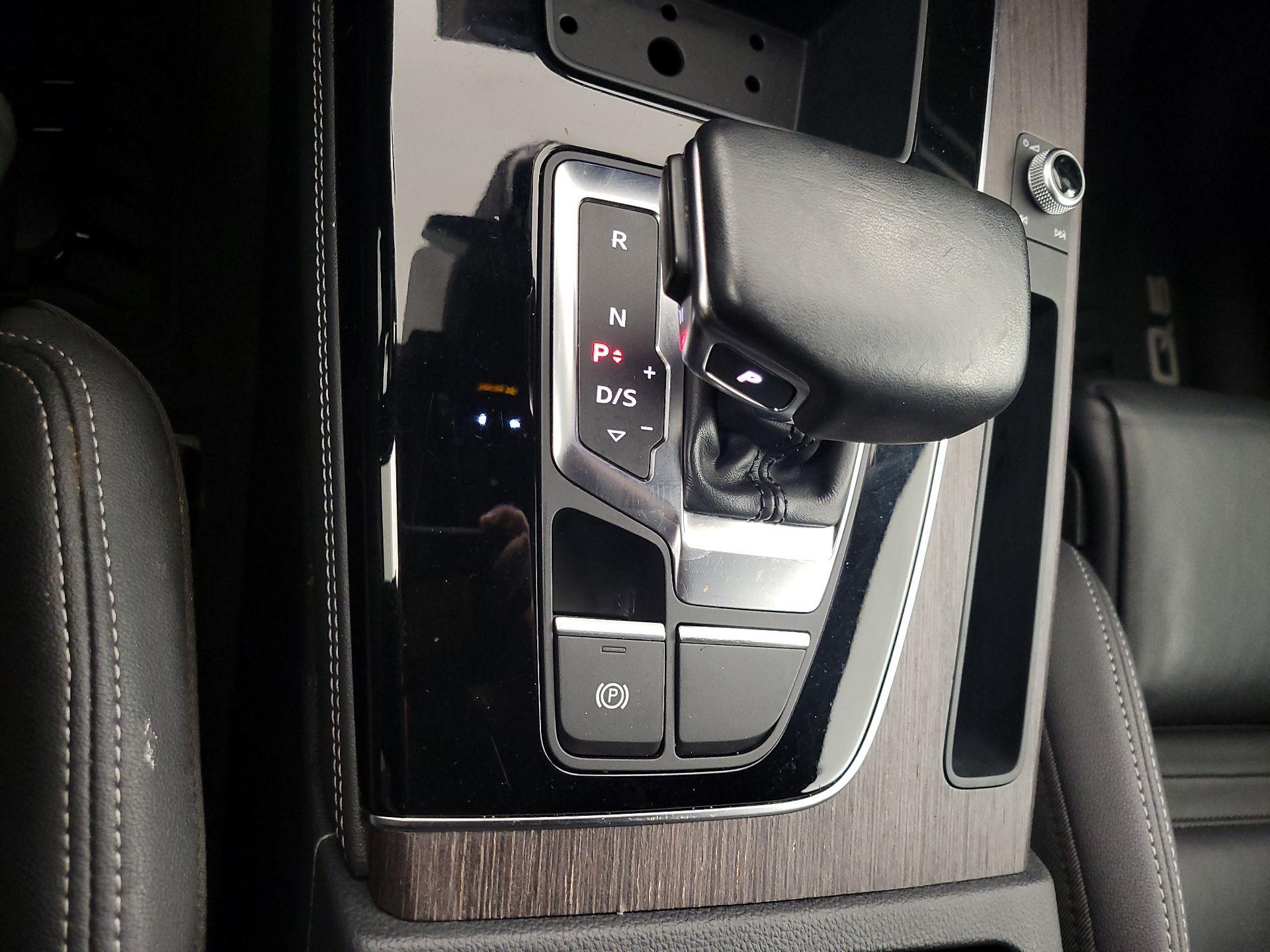 Thumbnail: 2023 Audi Q5 - 18