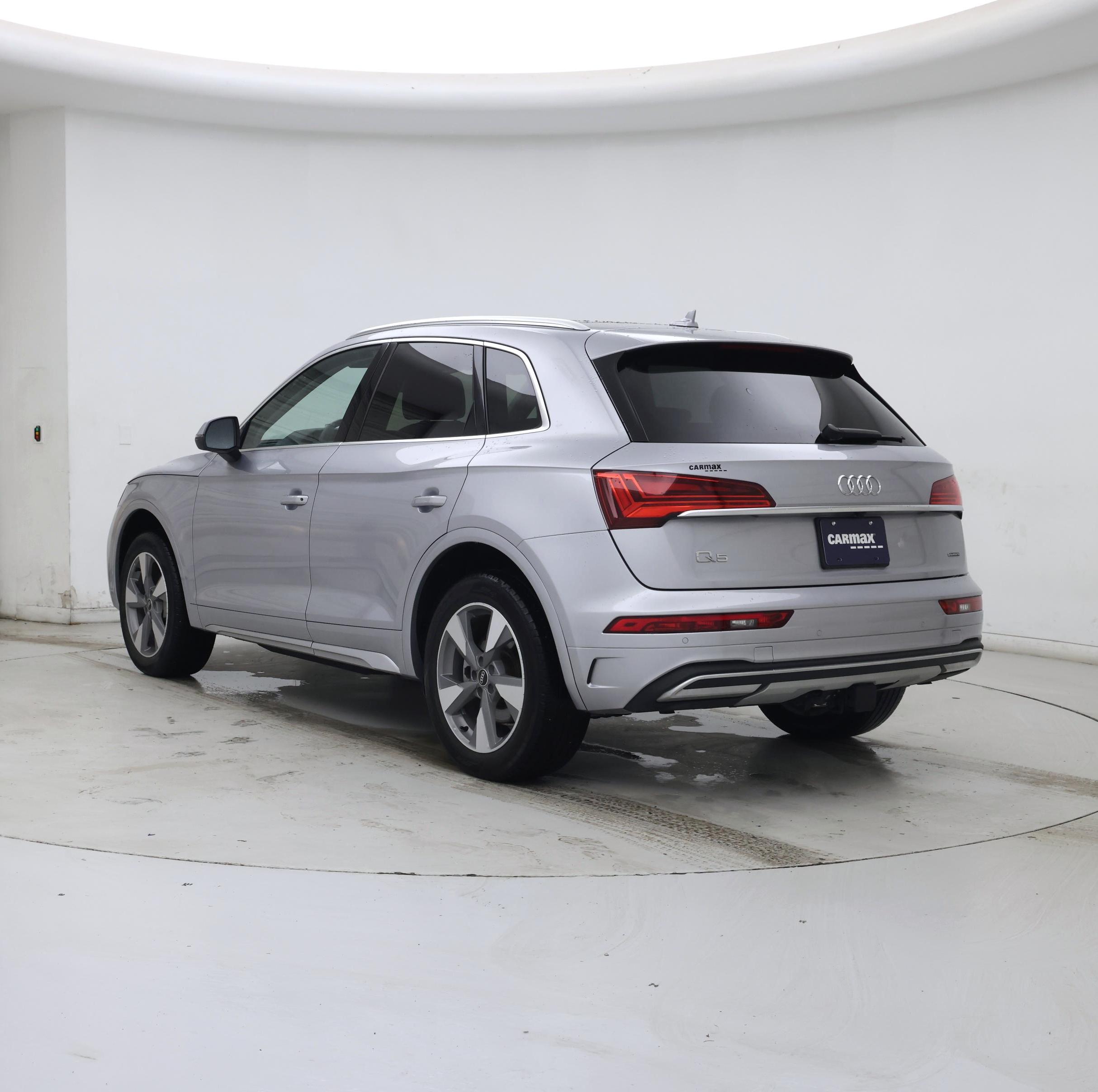 Thumbnail: 2023 Audi Q5 - 2