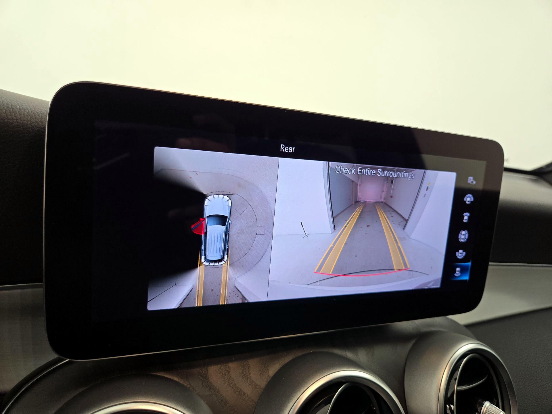 Thumbnail: 2021 Mercedes-Benz GLC - 14