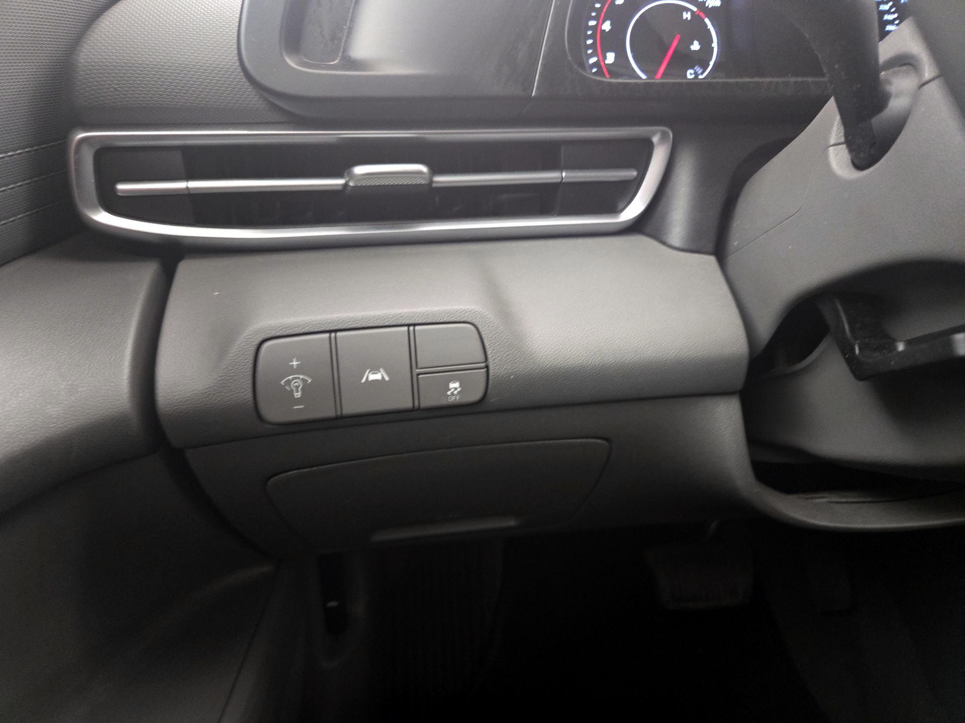 Thumbnail: 2023 Hyundai Elantra - 13