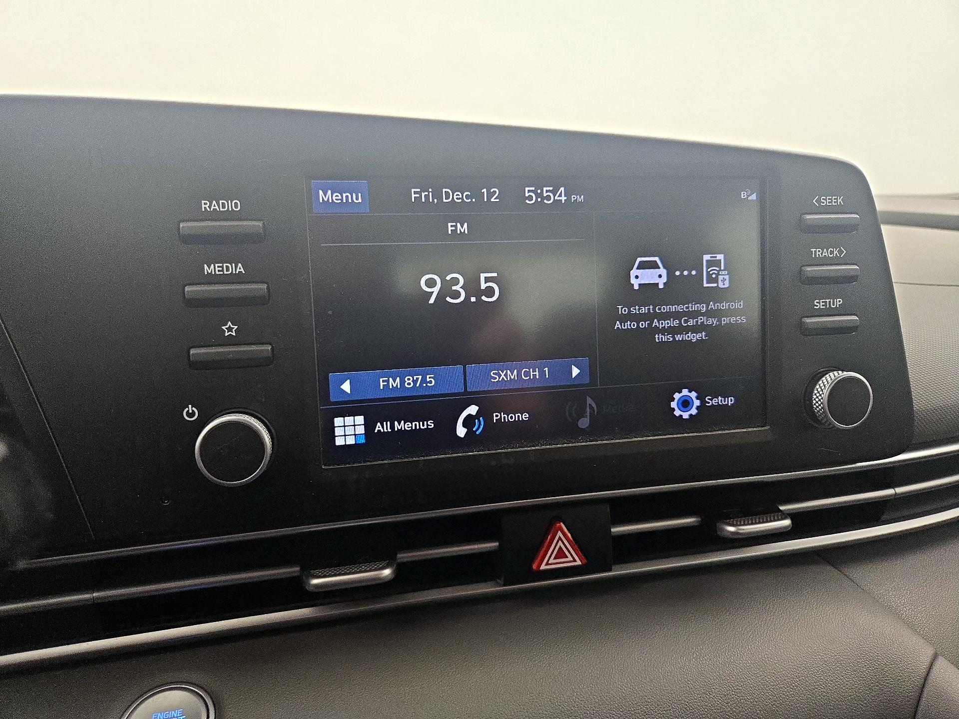 Thumbnail: 2023 Hyundai Elantra - 15