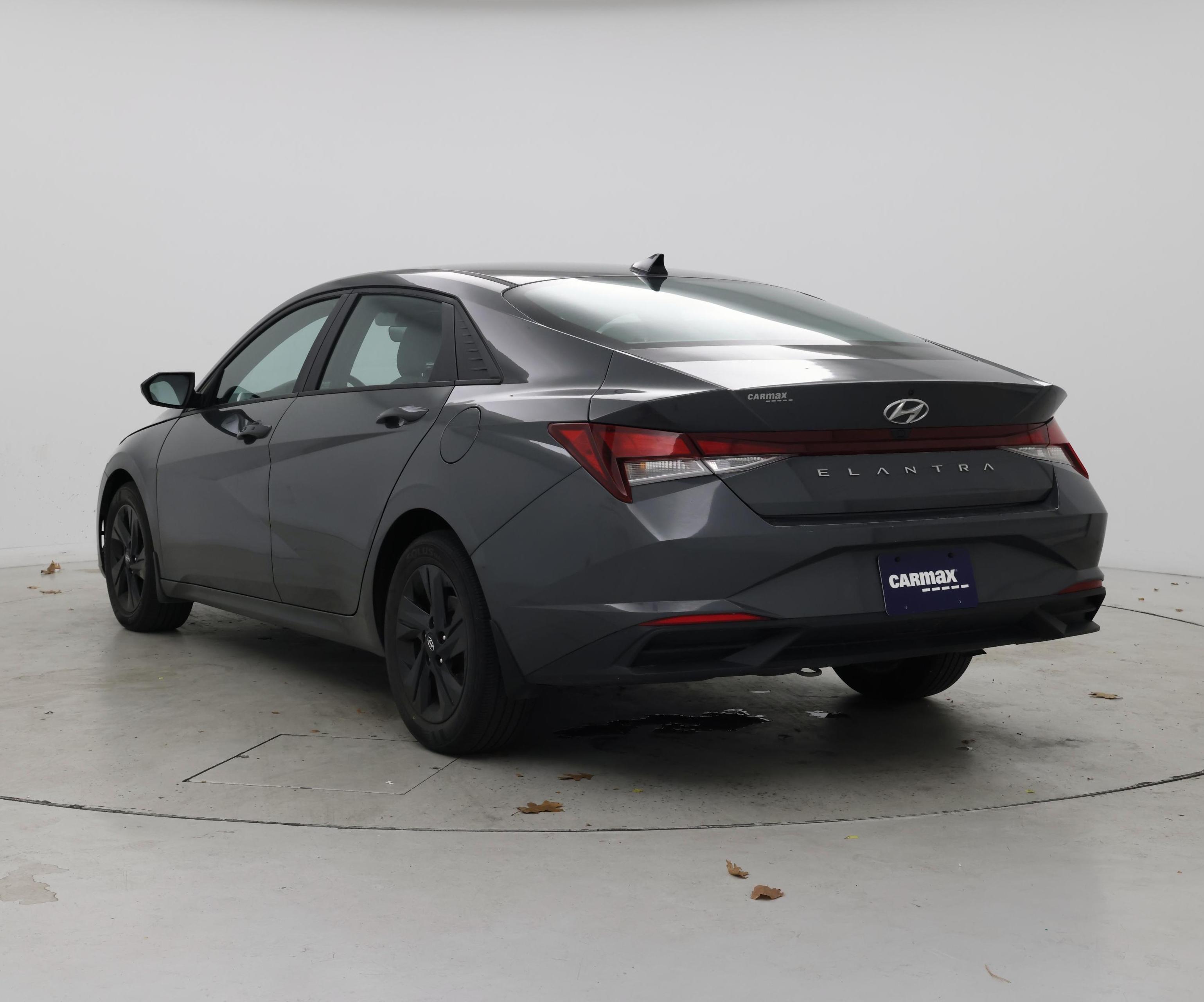 Thumbnail: 2023 Hyundai Elantra - 2