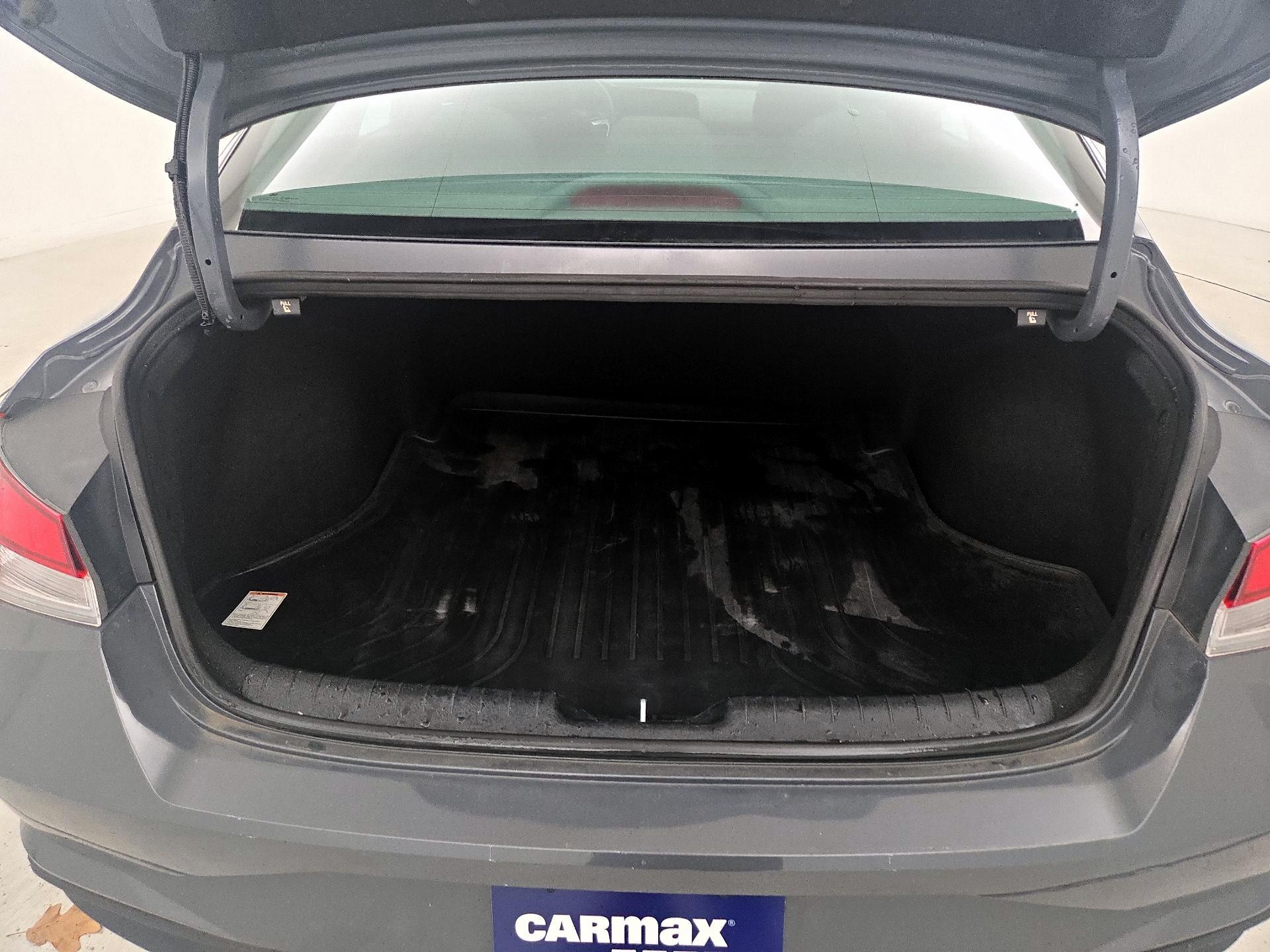 Thumbnail: 2023 Hyundai Elantra - 20