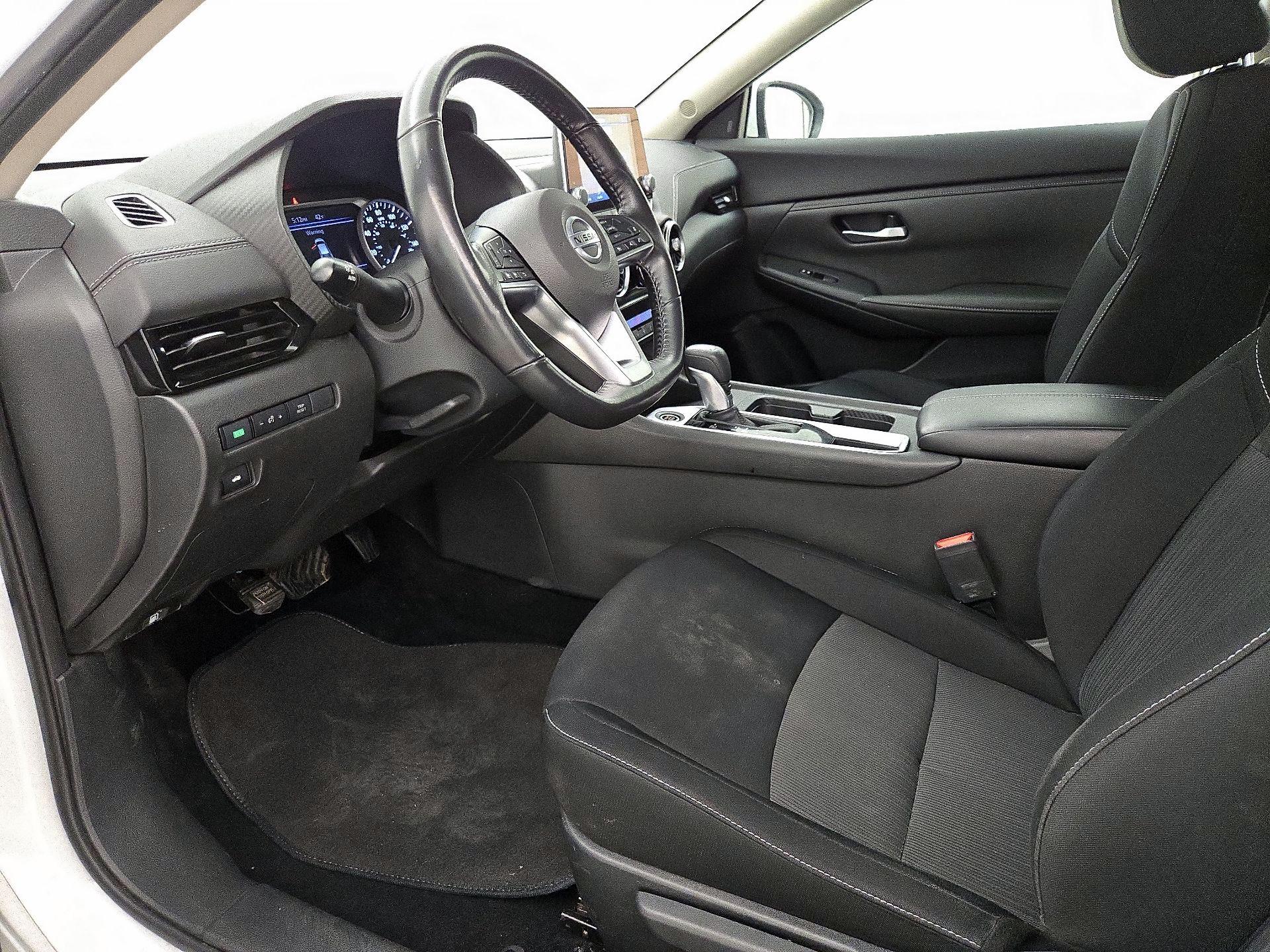 Thumbnail: 2021 Nissan Sentra - 11