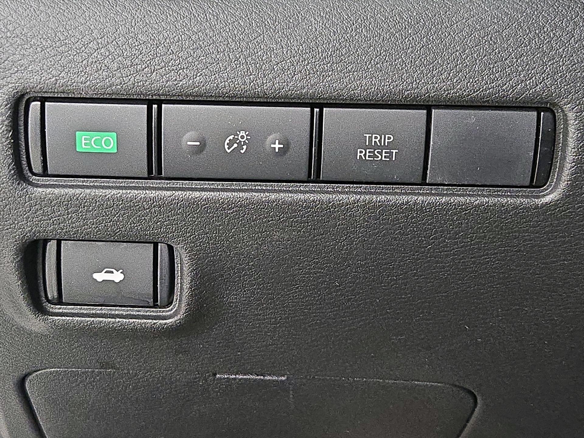 Thumbnail: 2021 Nissan Sentra - 13