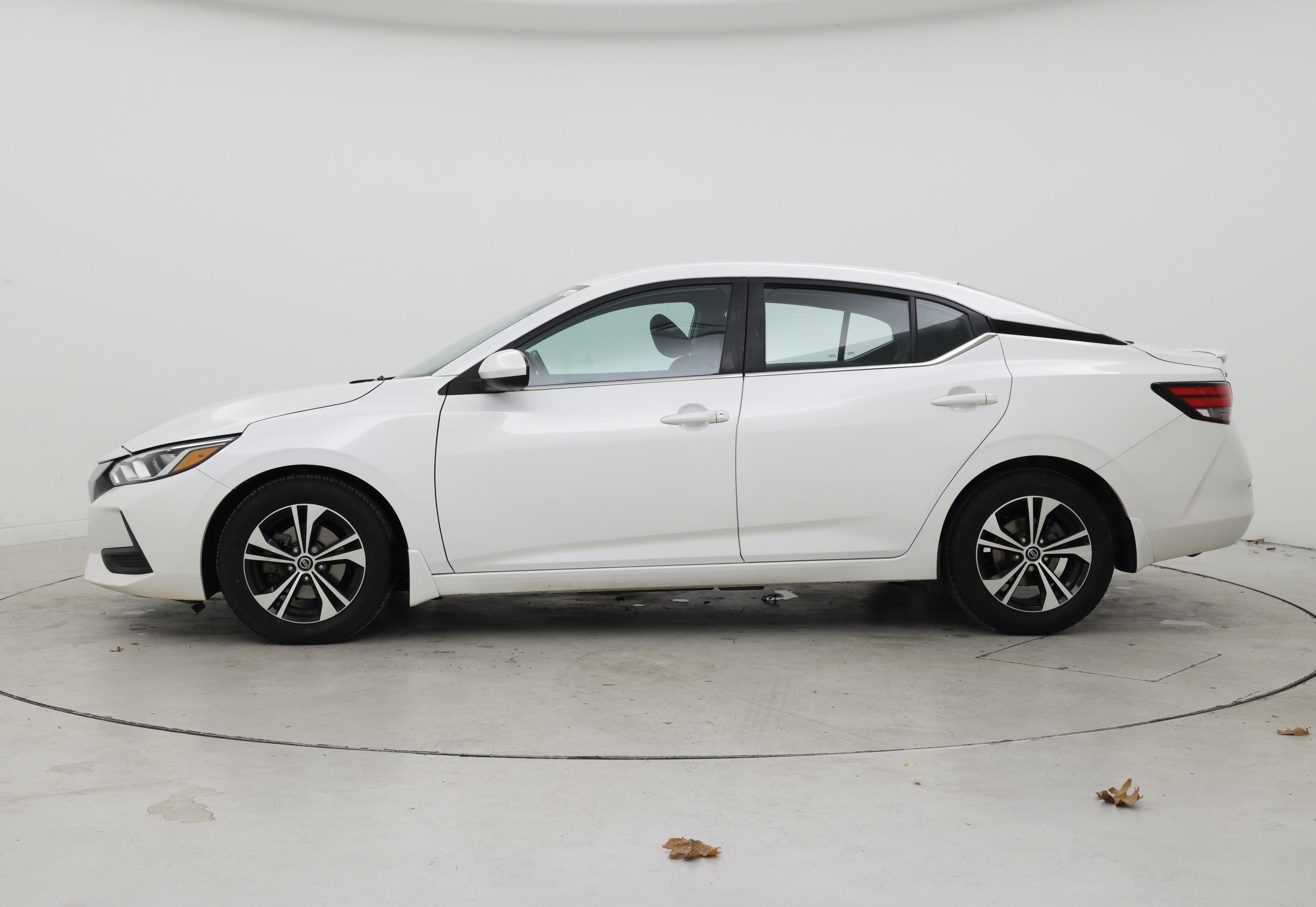 Thumbnail: 2021 Nissan Sentra - 3