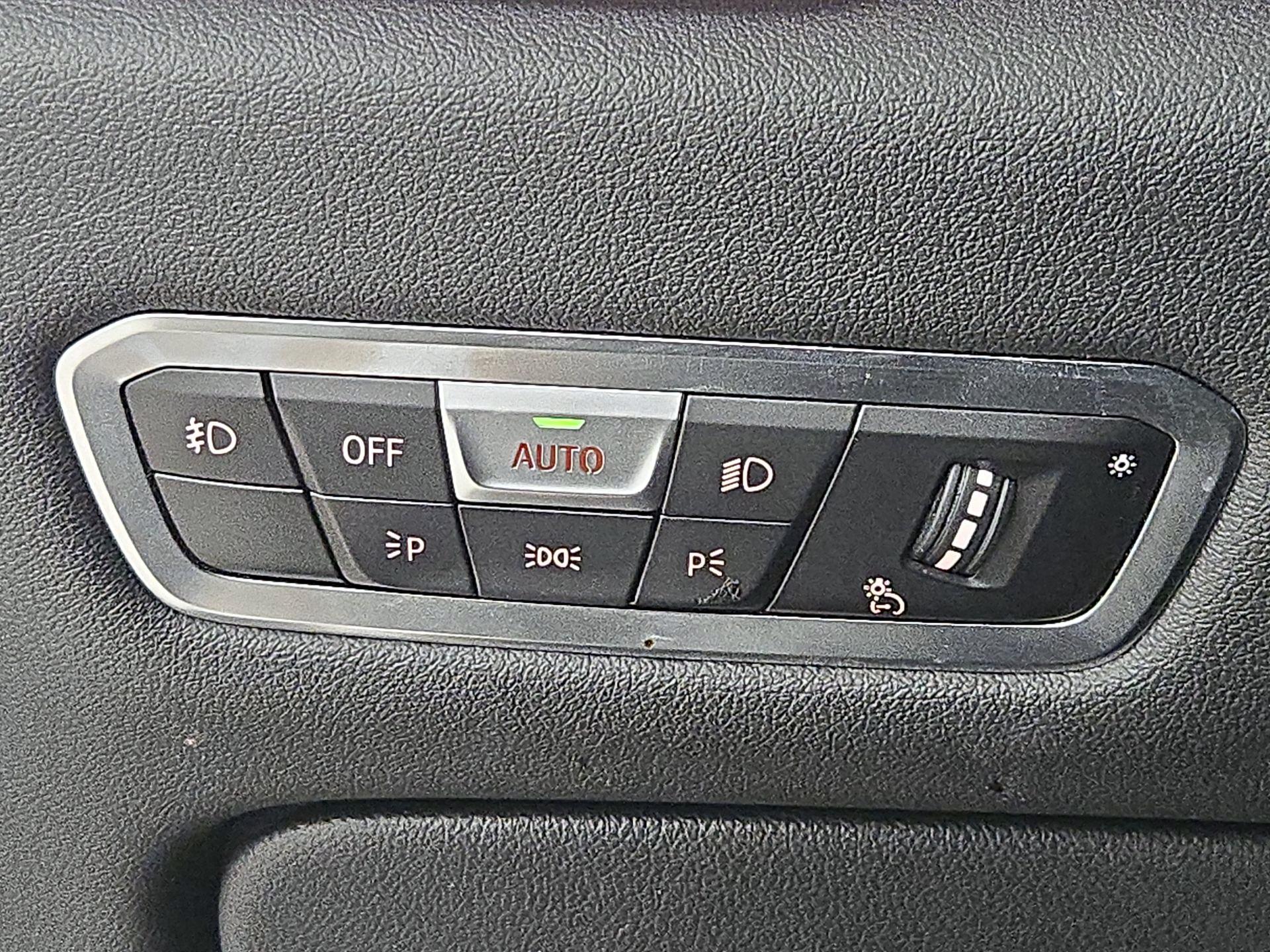 Thumbnail: 2020 BMW X5 - 13