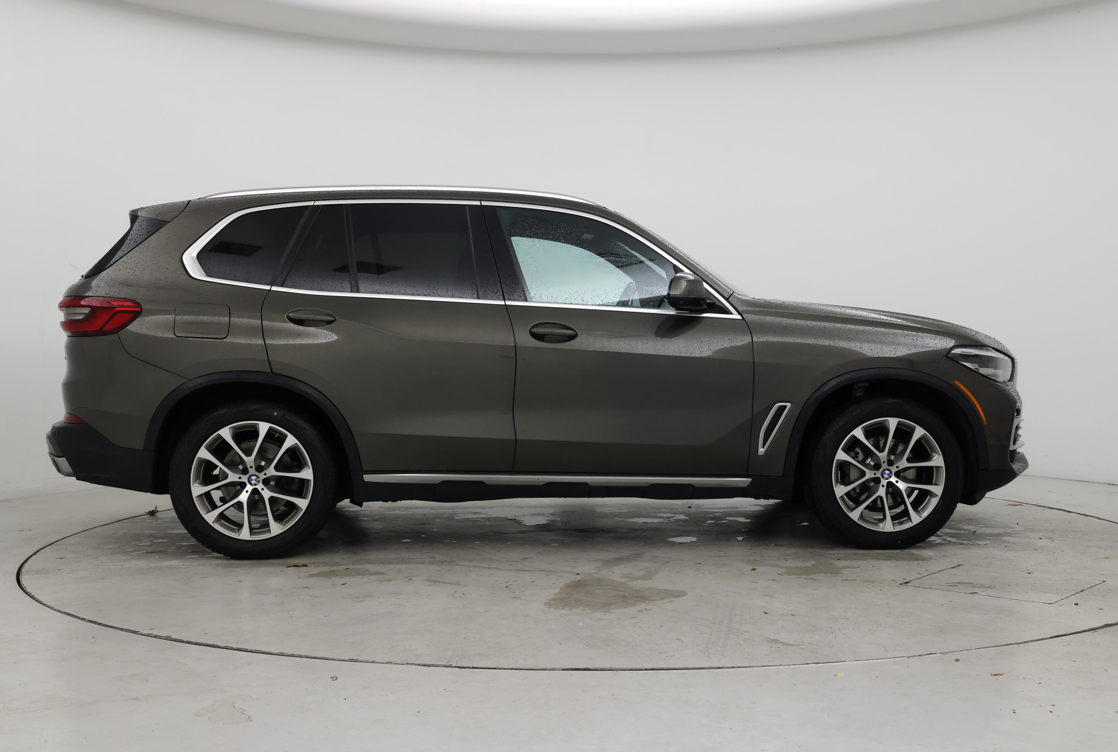 Thumbnail: 2020 BMW X5 - 7