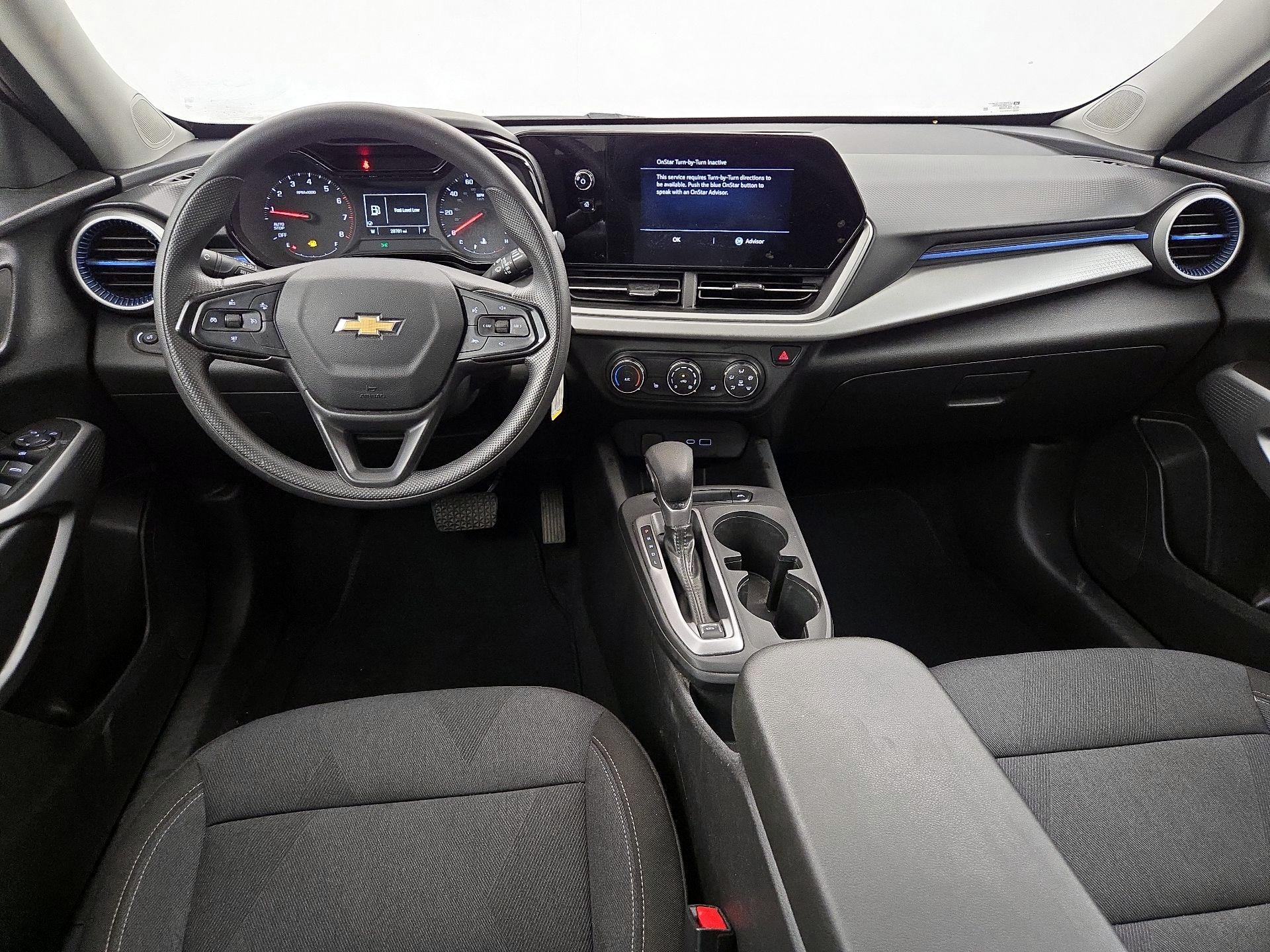 Thumbnail: 2024 Chevrolet Trax - 9