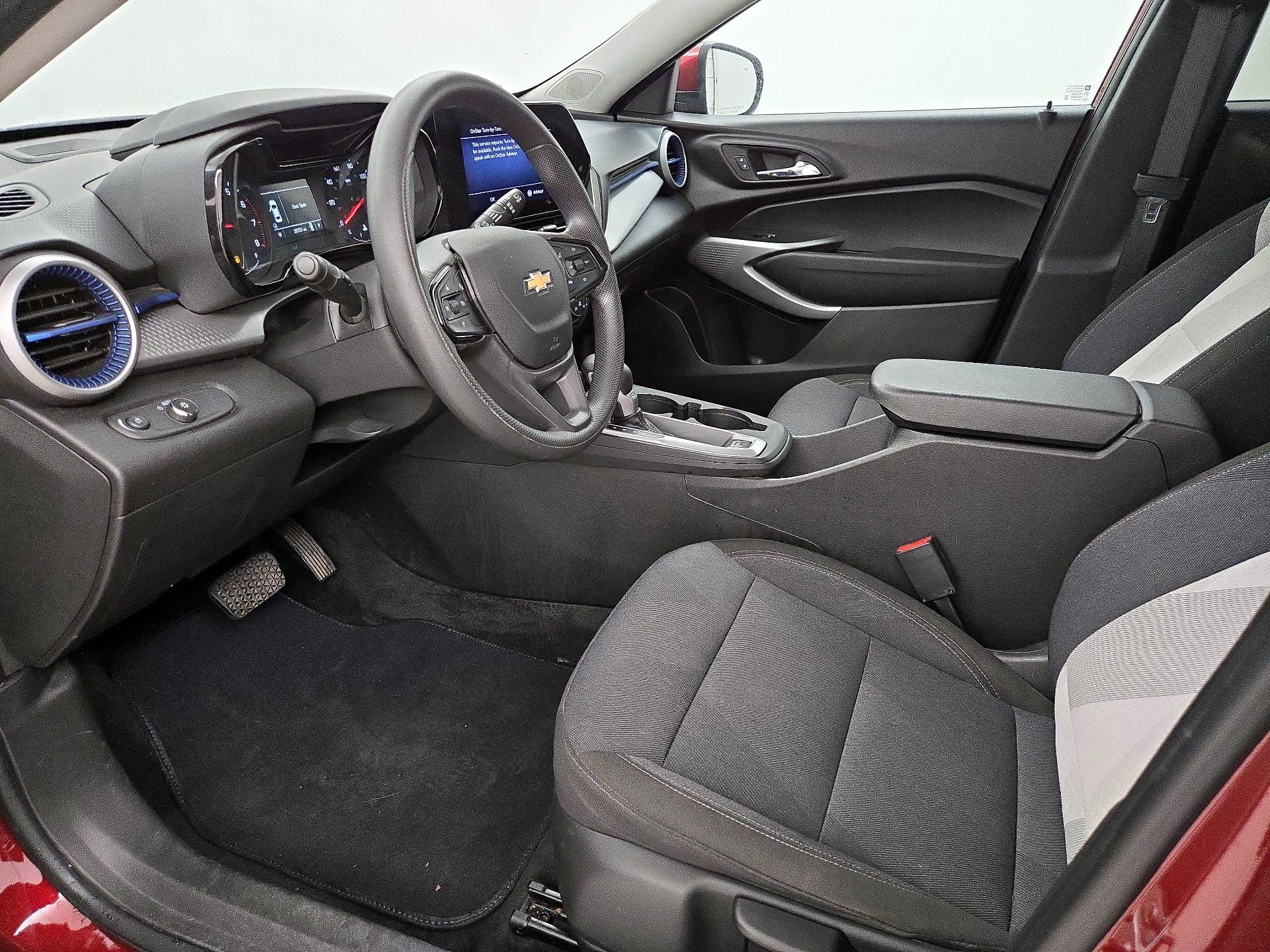 Thumbnail: 2024 Chevrolet Trax - 11