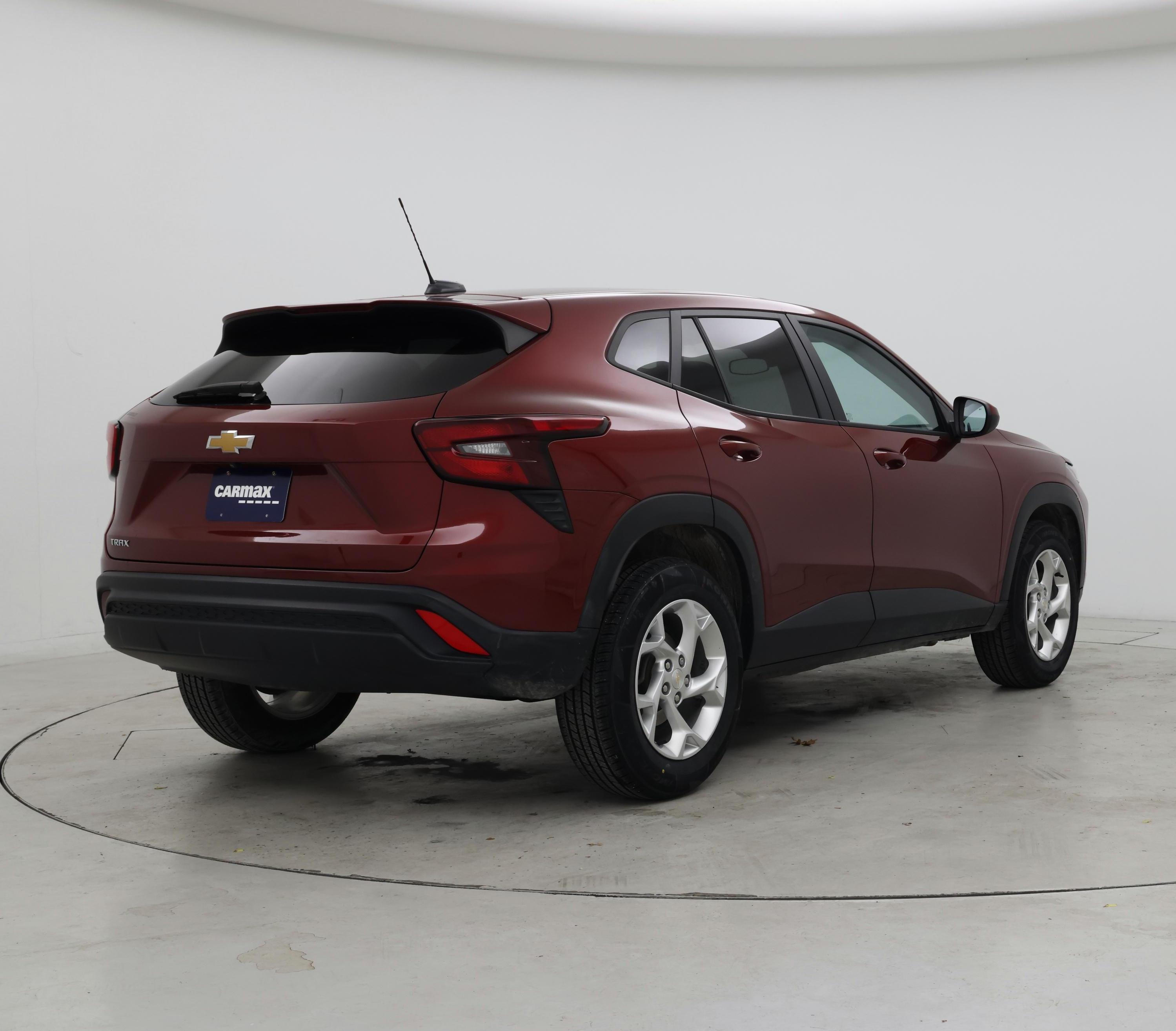 Thumbnail: 2024 Chevrolet Trax - 8