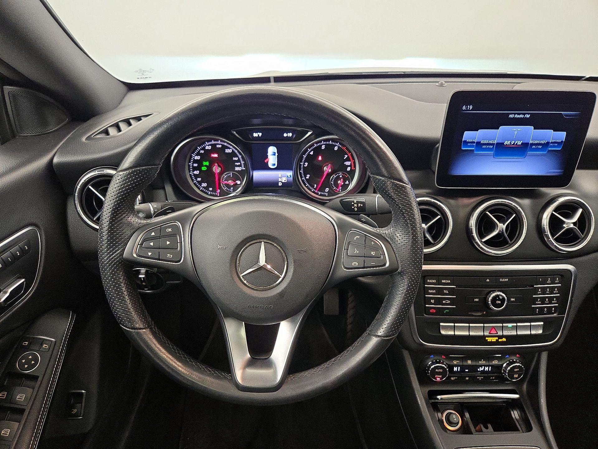 Thumbnail: 2019 Mercedes-Benz CLA - 10