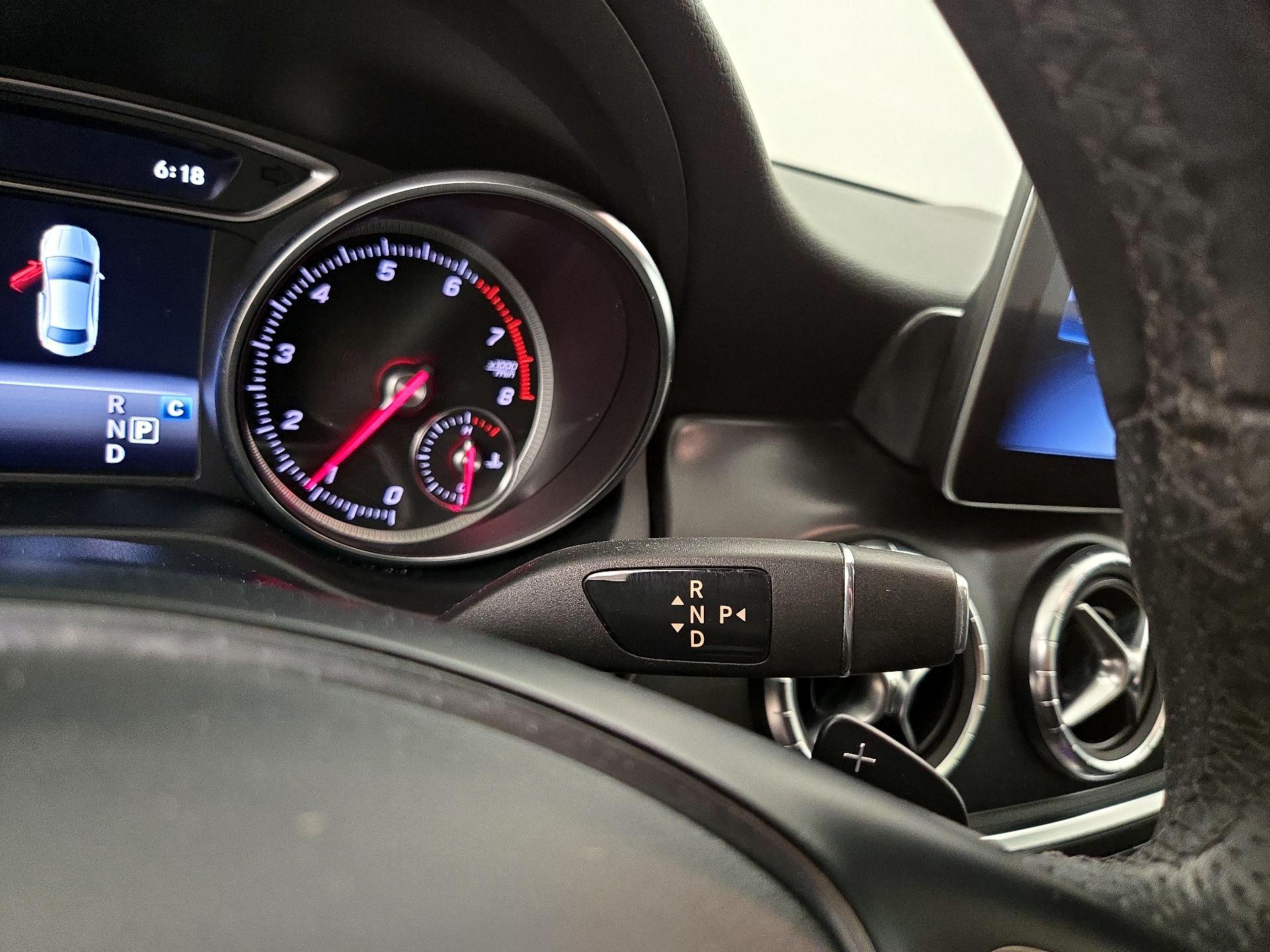 Thumbnail: 2019 Mercedes-Benz CLA - 17