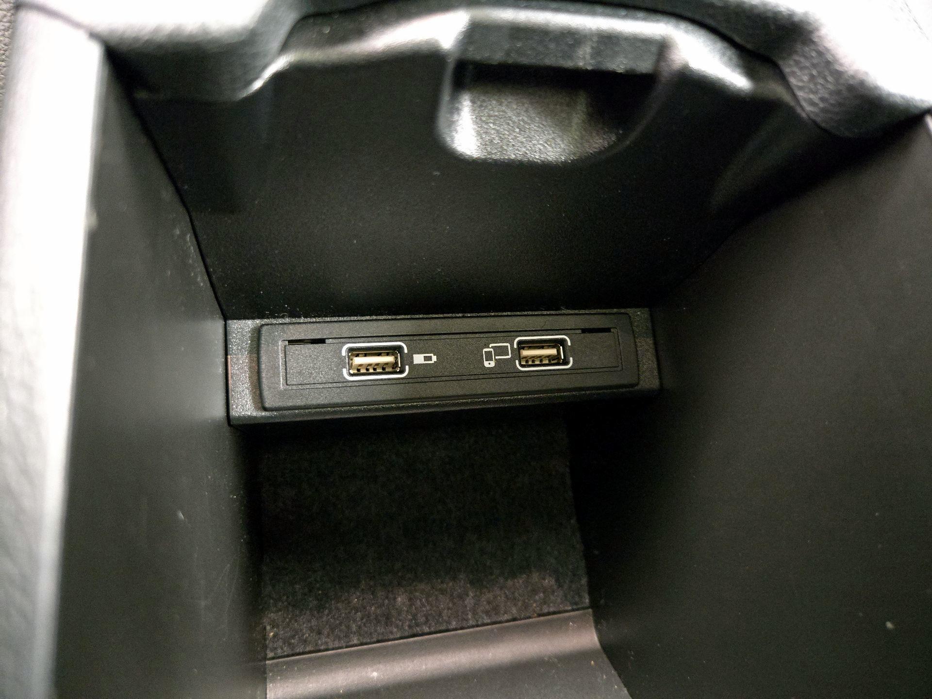 Thumbnail: 2019 Mercedes-Benz CLA - 18