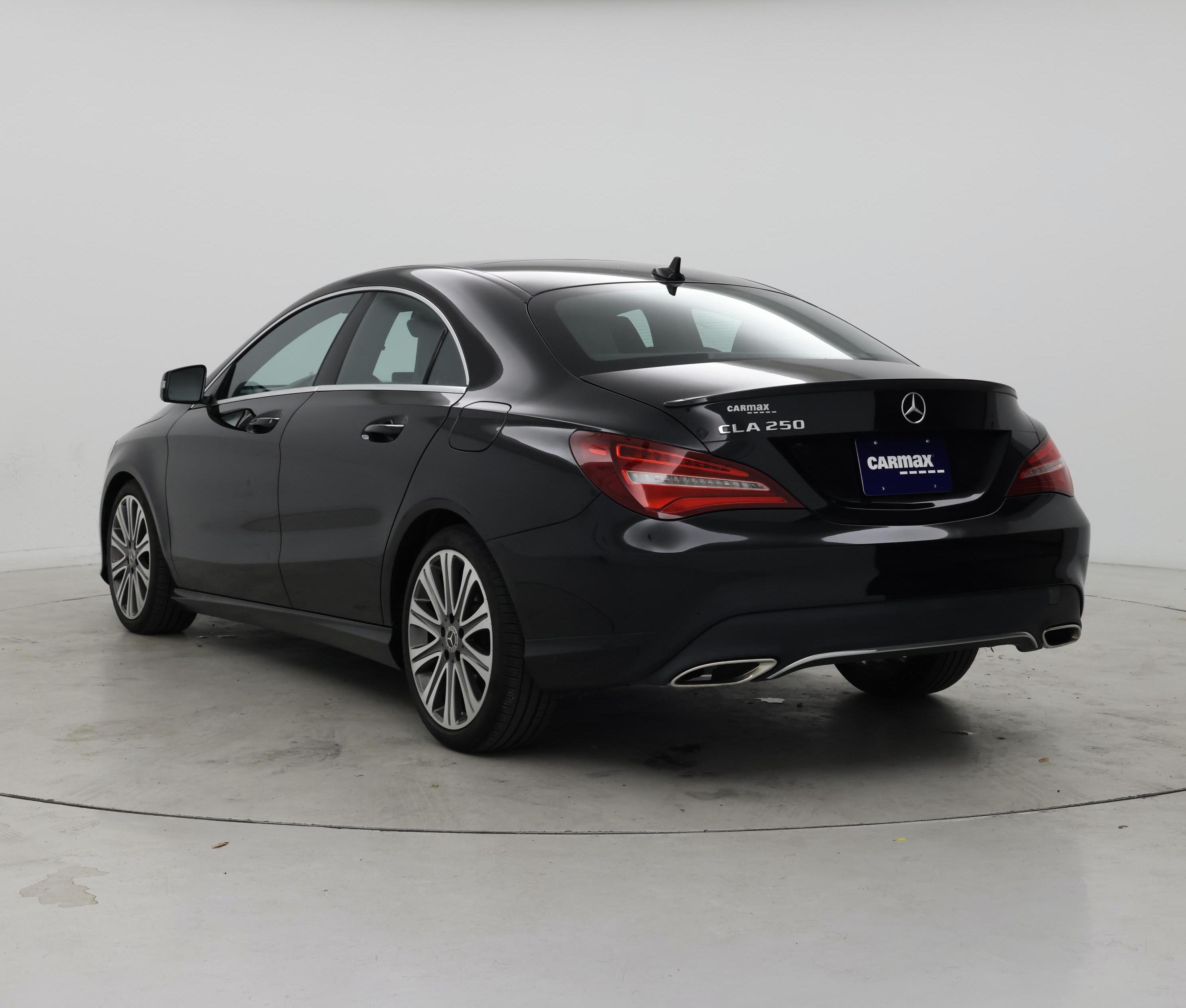 Thumbnail: 2019 Mercedes-Benz CLA - 2