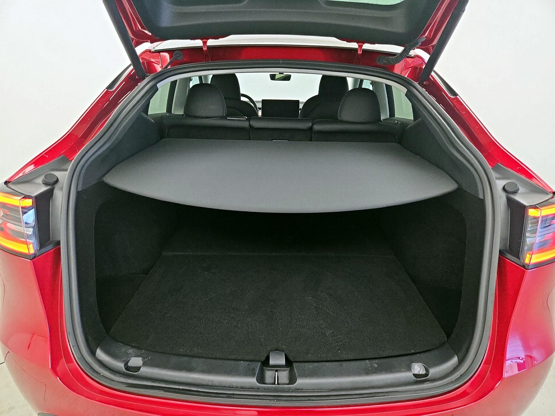 Thumbnail: 2024 Tesla Model Y - 20