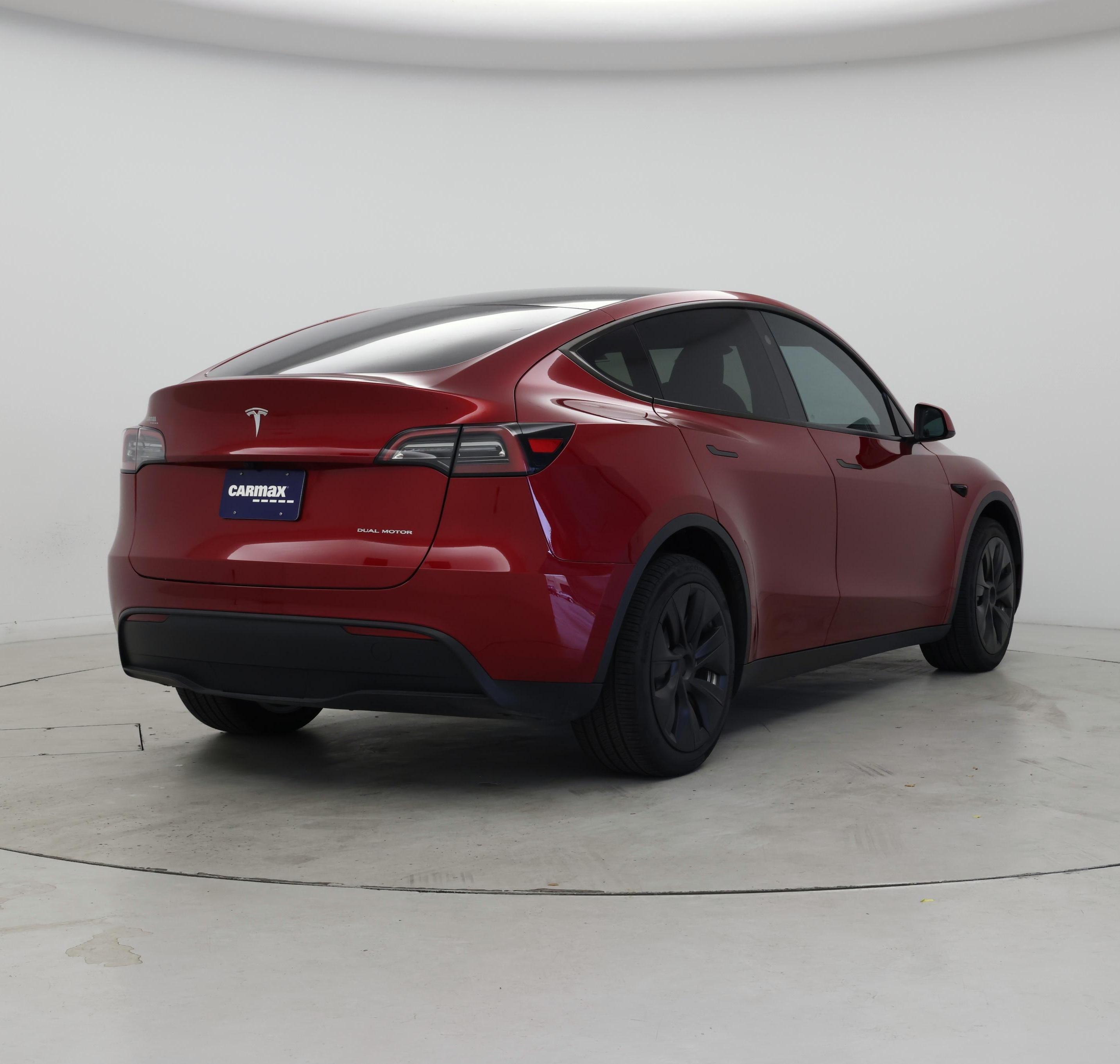 Thumbnail: 2024 Tesla Model Y - 8
