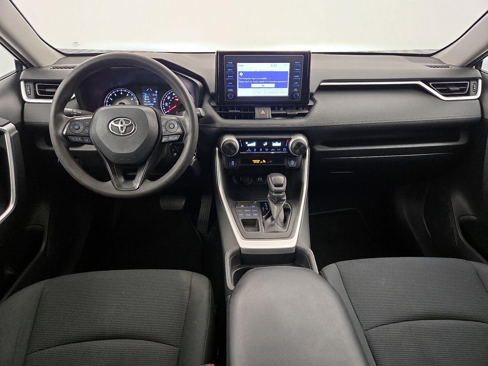 Thumbnail: 2019 Toyota RAV4 - 9
