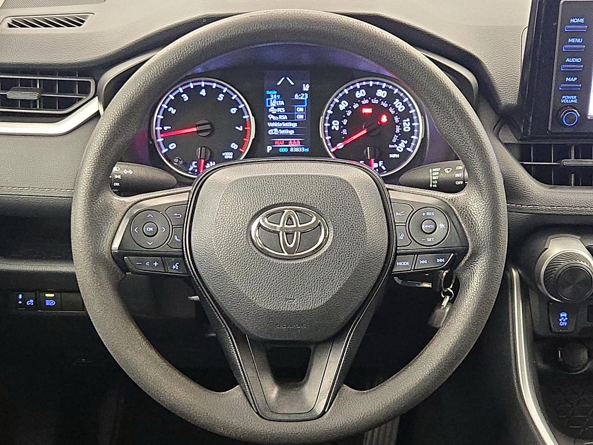 Thumbnail: 2019 Toyota RAV4 - 10
