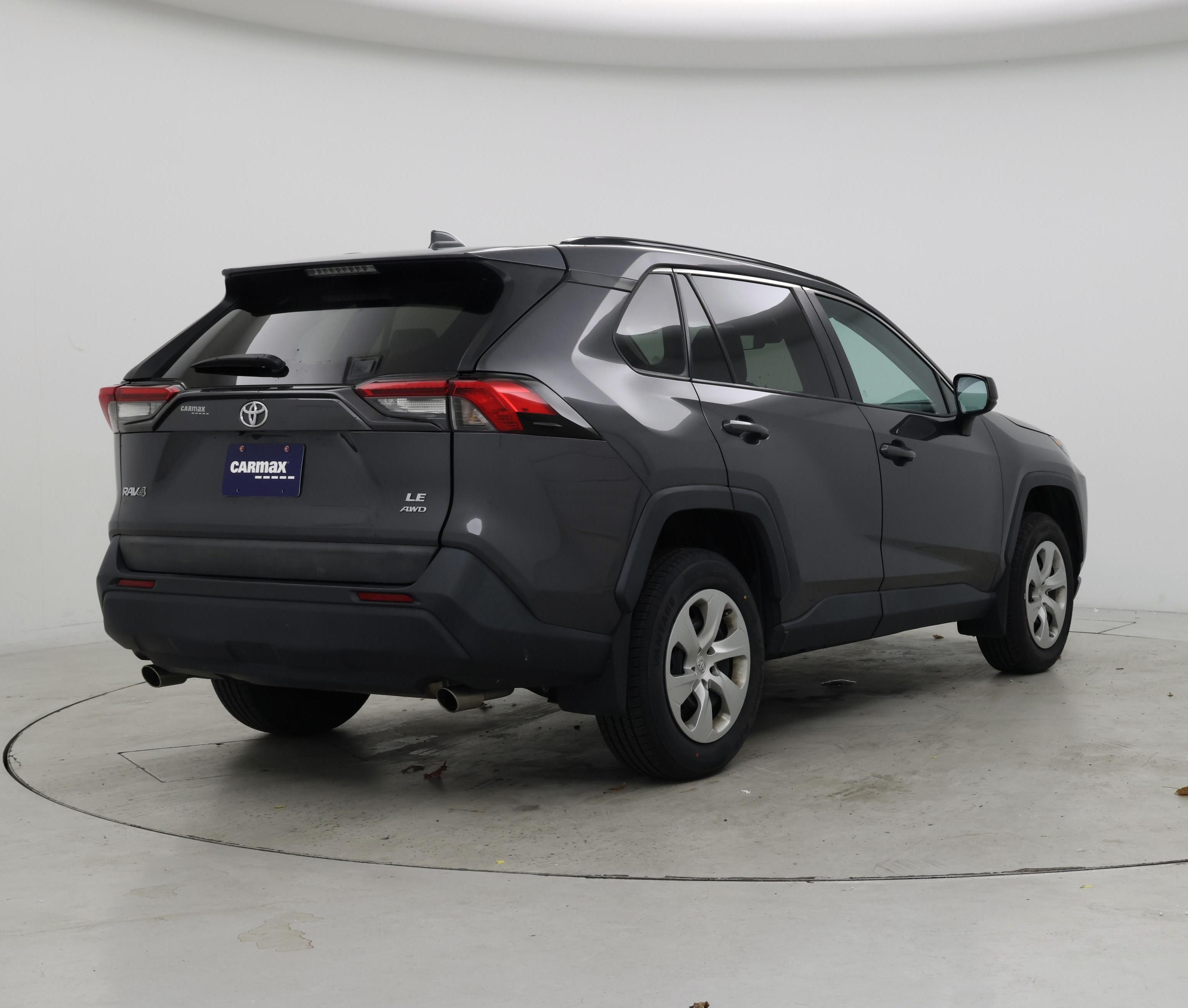 Thumbnail: 2019 Toyota RAV4 - 8