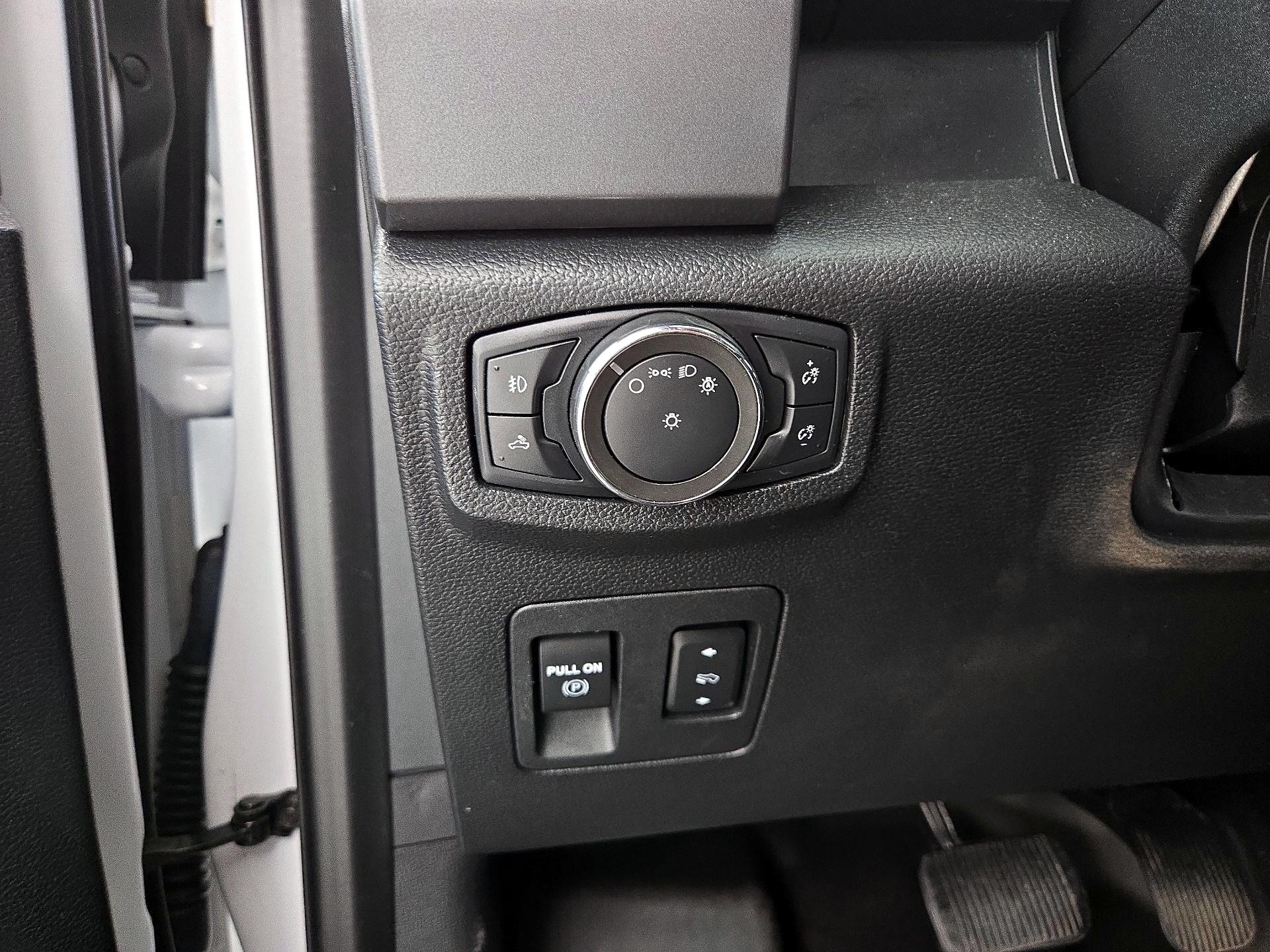 Thumbnail: 2020 Ford F-150 - 13