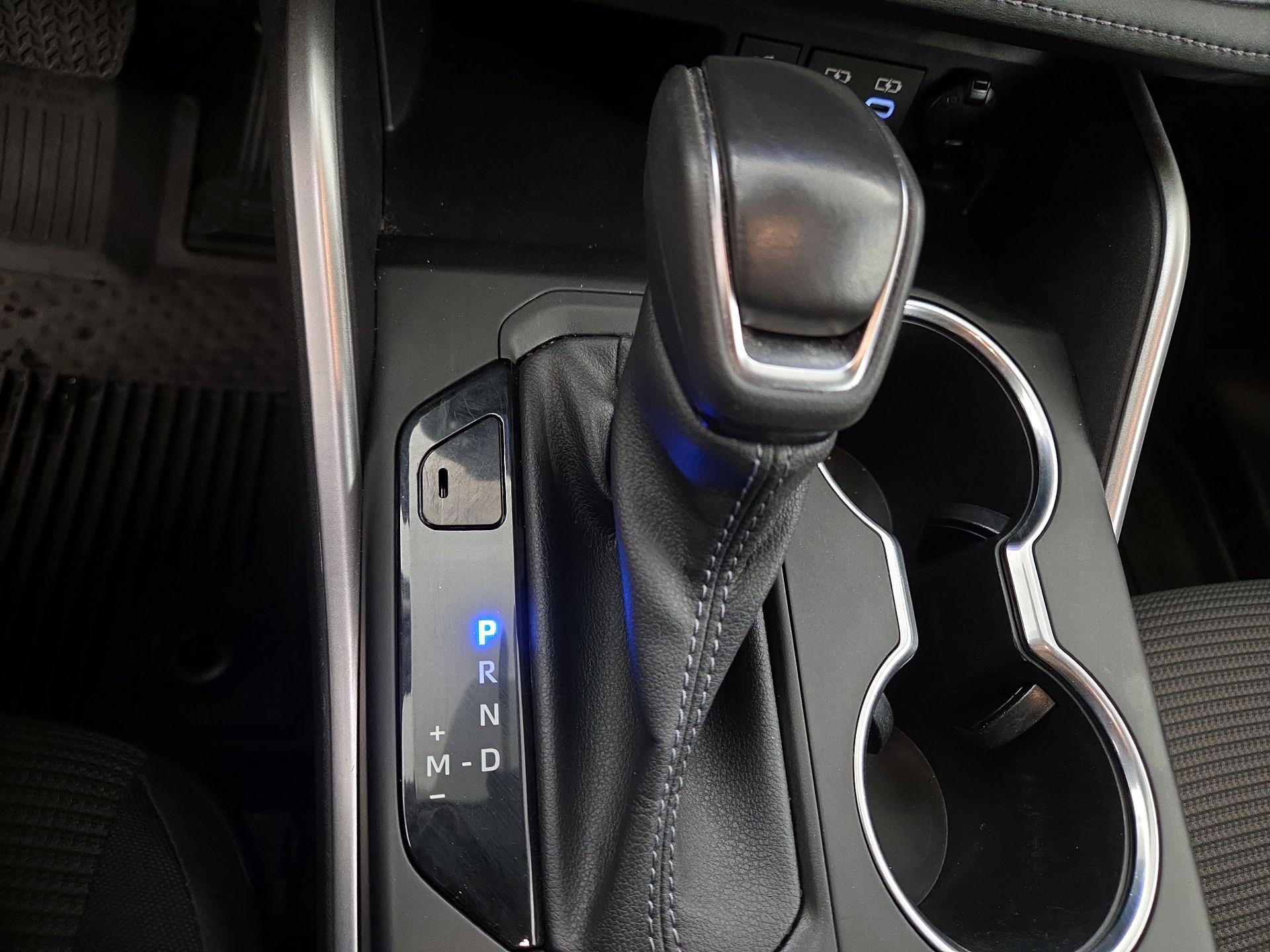 Thumbnail: 2023 Toyota Highlander - 17