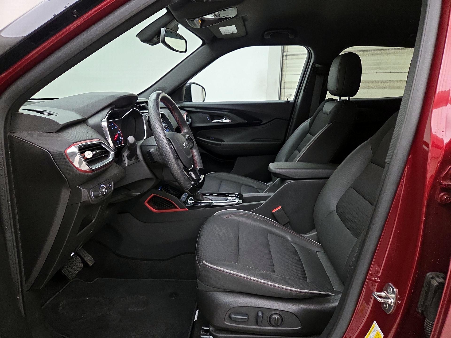 Thumbnail: 2023 Chevrolet TrailBlazer - 11