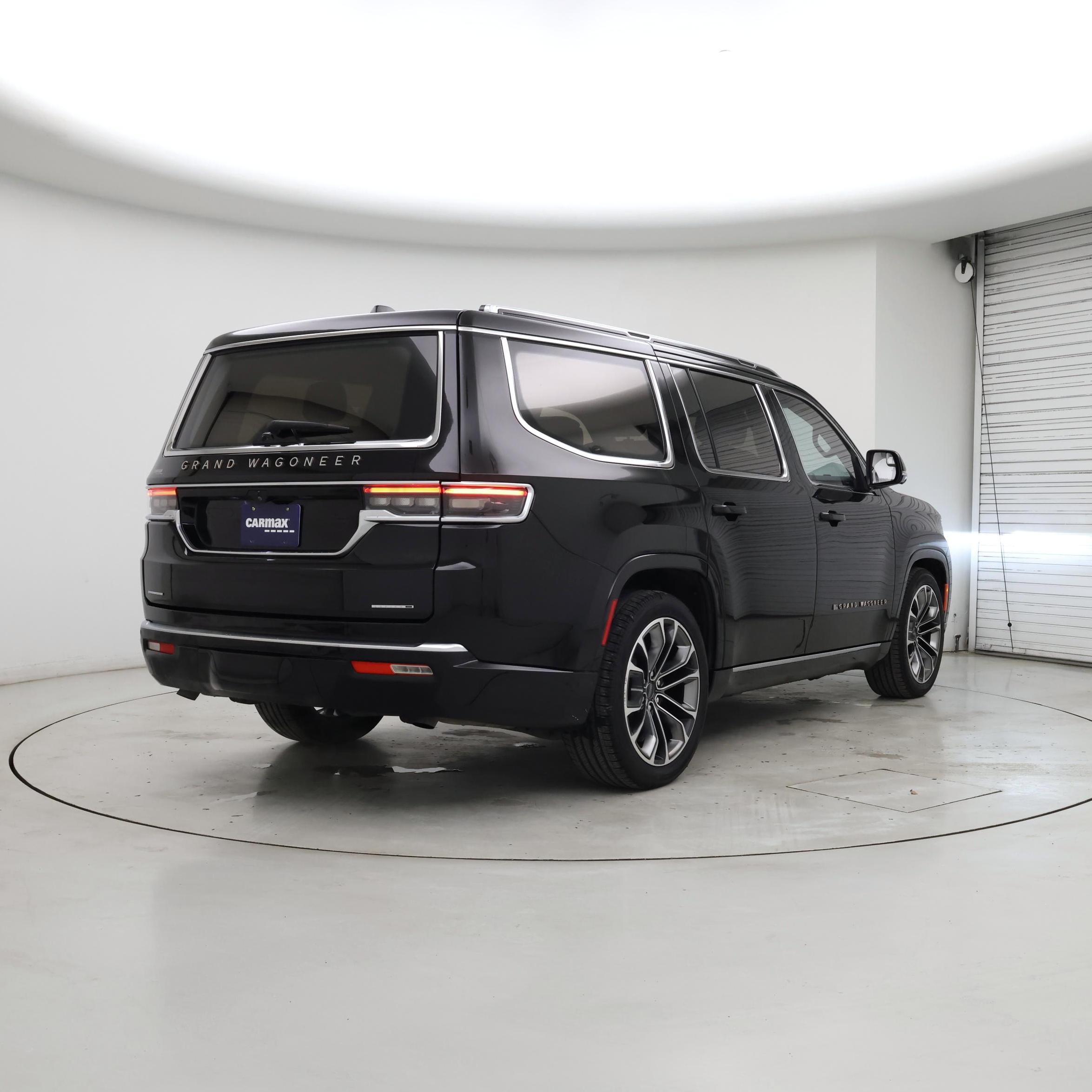 Thumbnail: 2022 Jeep Grand Wagoneer - 8