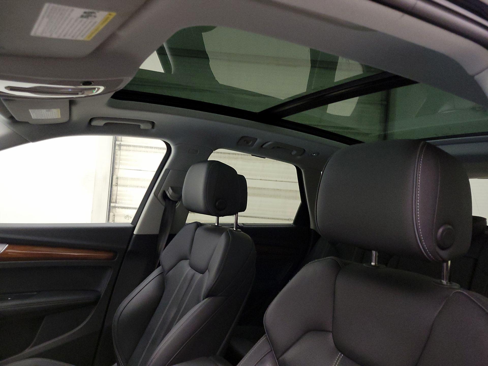 Thumbnail: 2023 Audi Q5 - 19