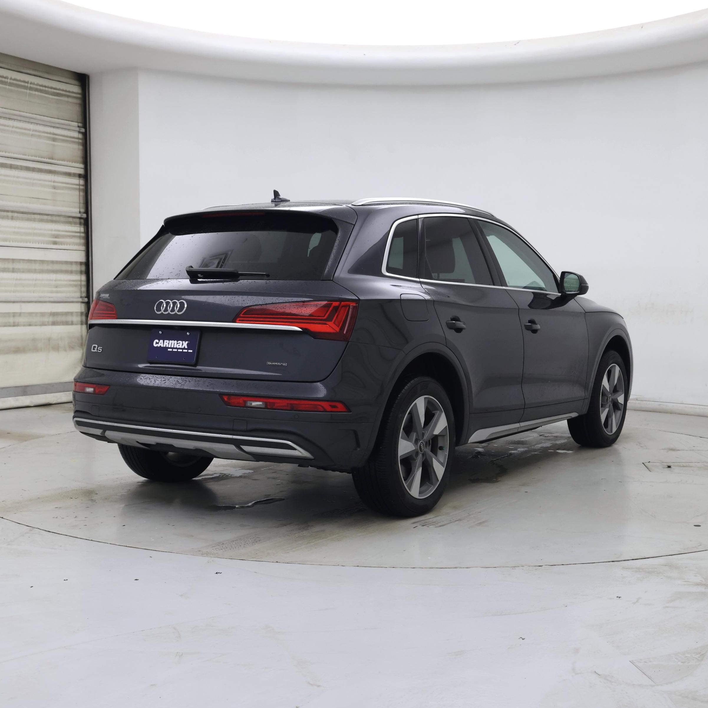 Thumbnail: 2023 Audi Q5 - 8