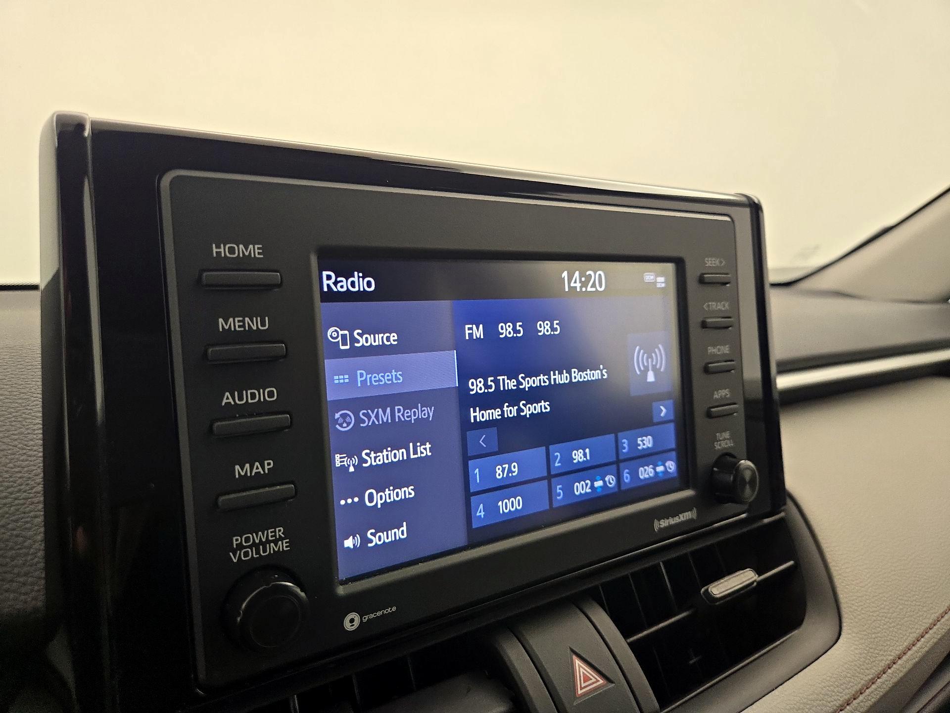 Thumbnail: 2021 Toyota RAV4 - 15