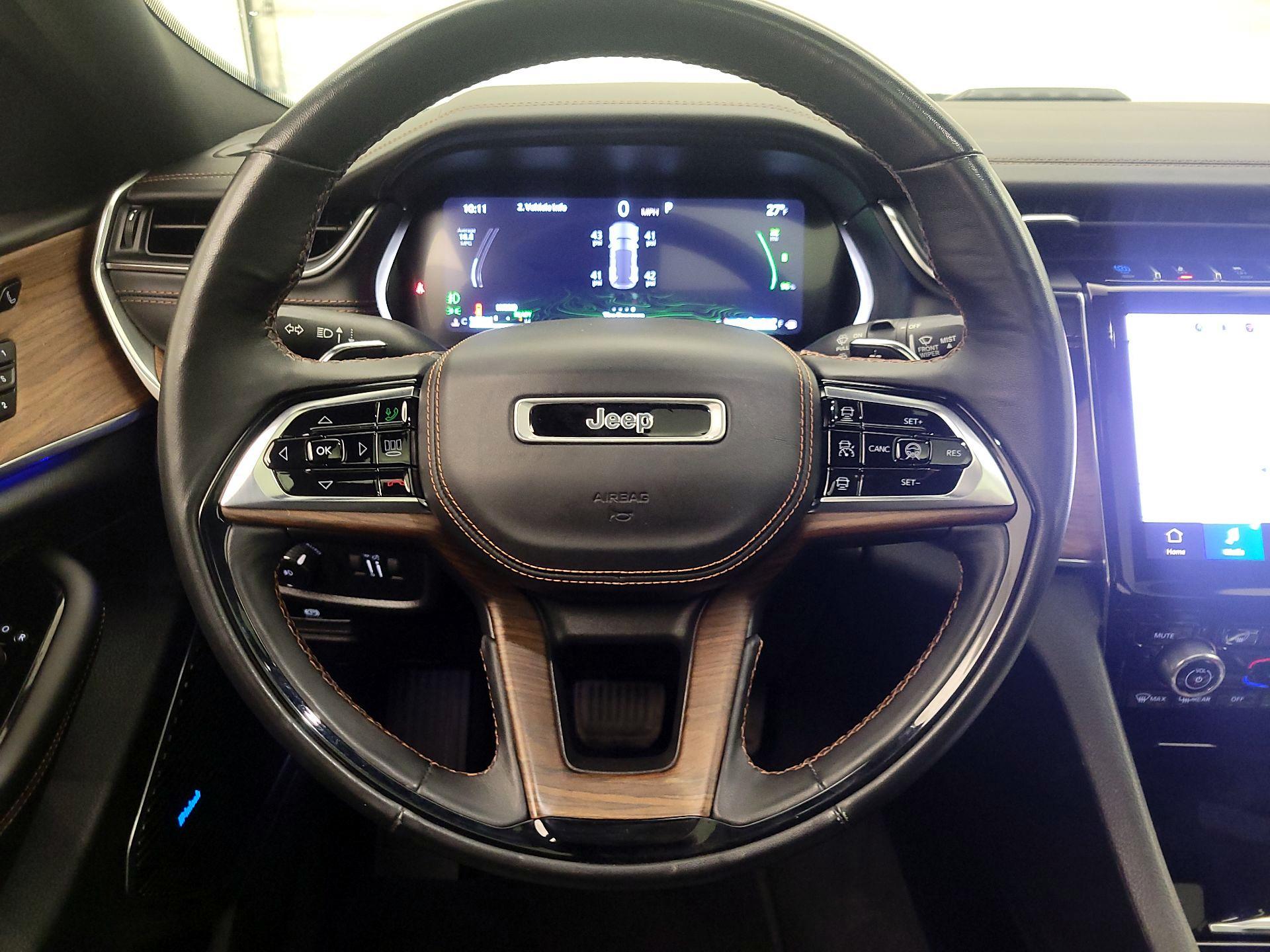 Thumbnail: 2022 Jeep Grand Cherokee - 10