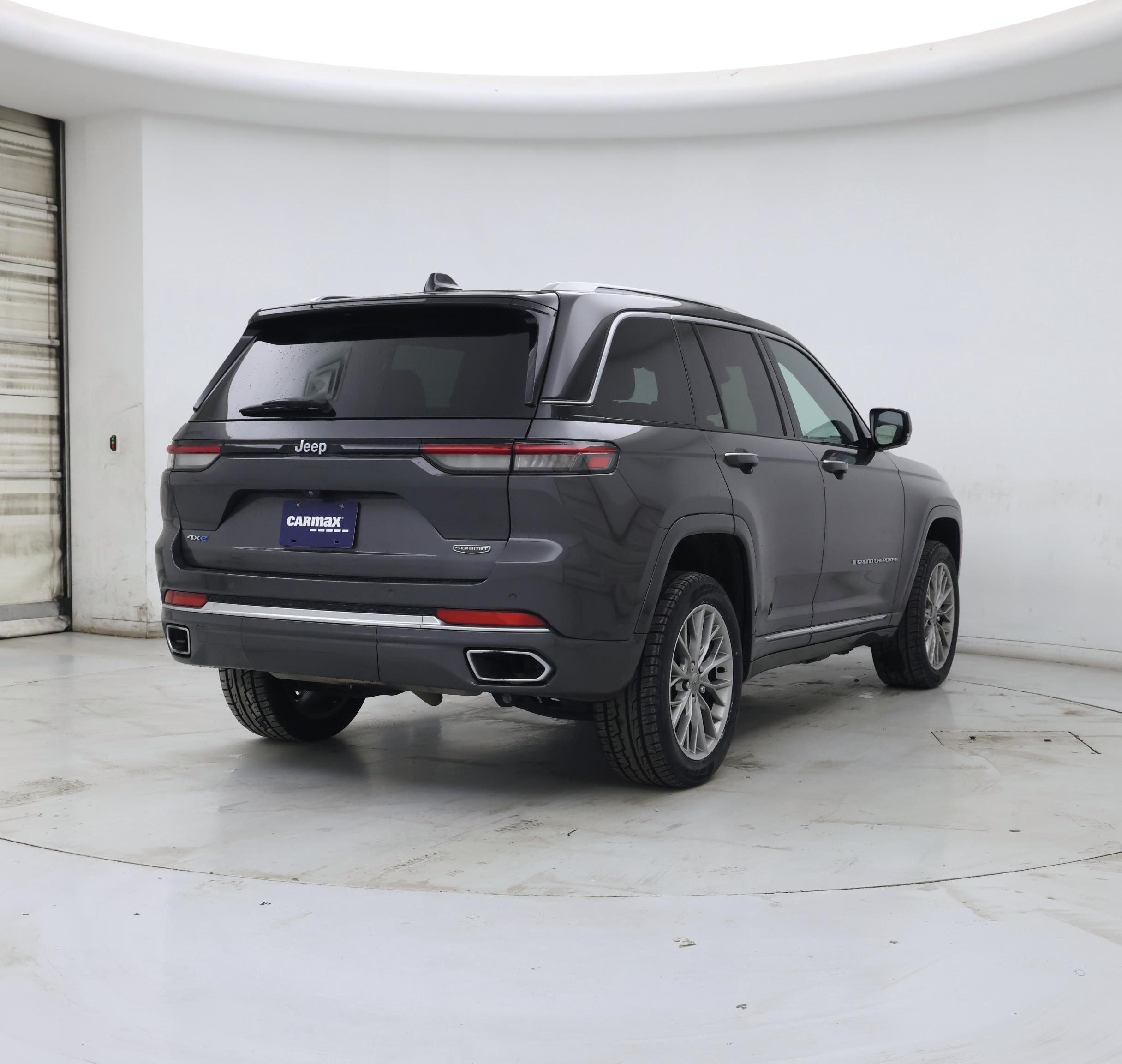 Thumbnail: 2022 Jeep Grand Cherokee - 8