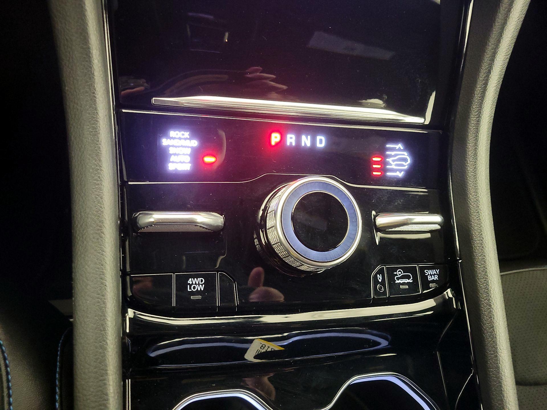 Thumbnail: 2023 Jeep Grand Cherokee - 18