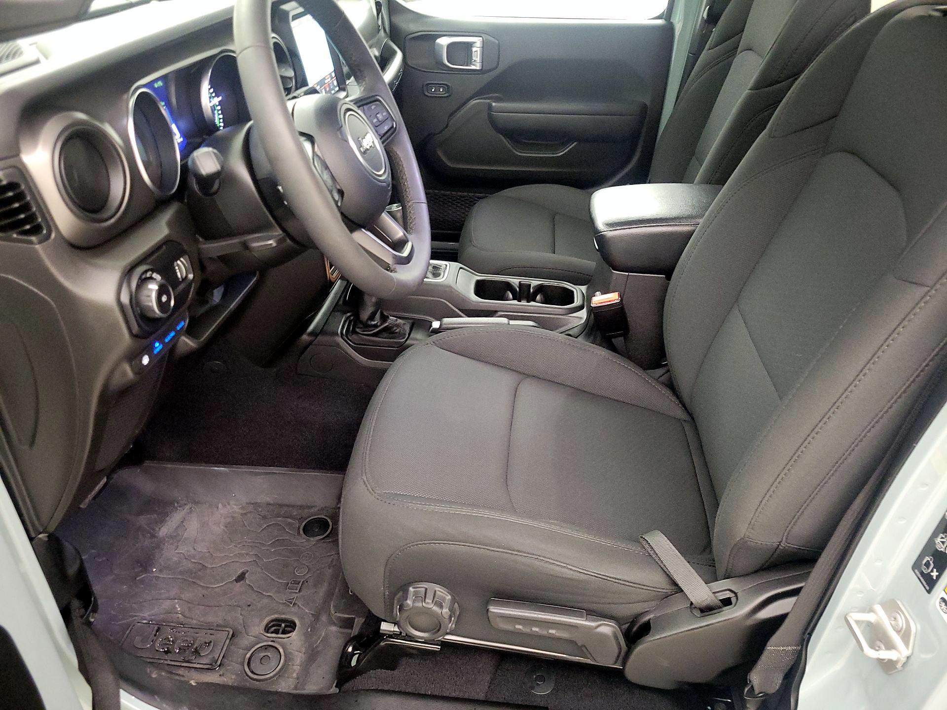 Thumbnail: 2023 Jeep Wrangler - 11