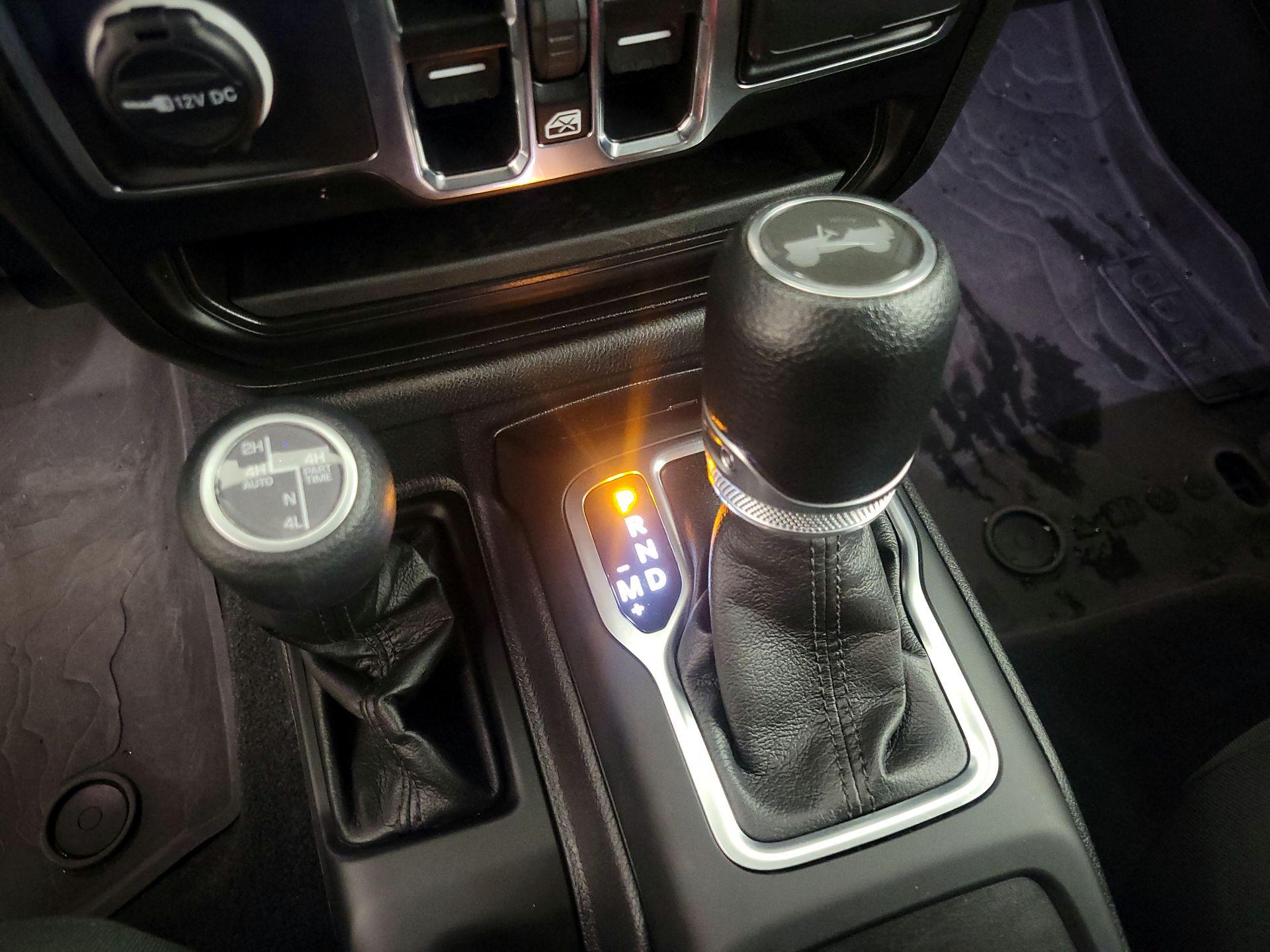 Thumbnail: 2023 Jeep Wrangler - 18