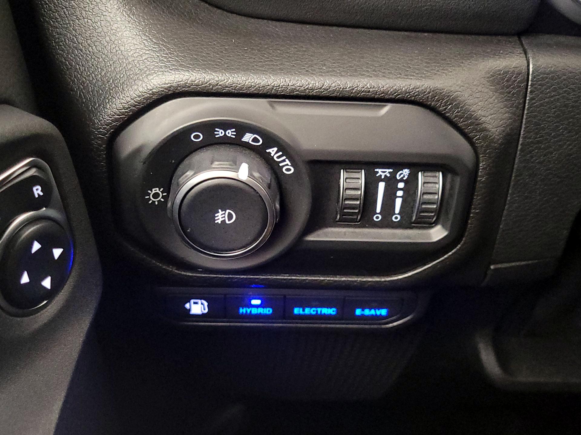 Thumbnail: 2021 Jeep Wrangler - 13