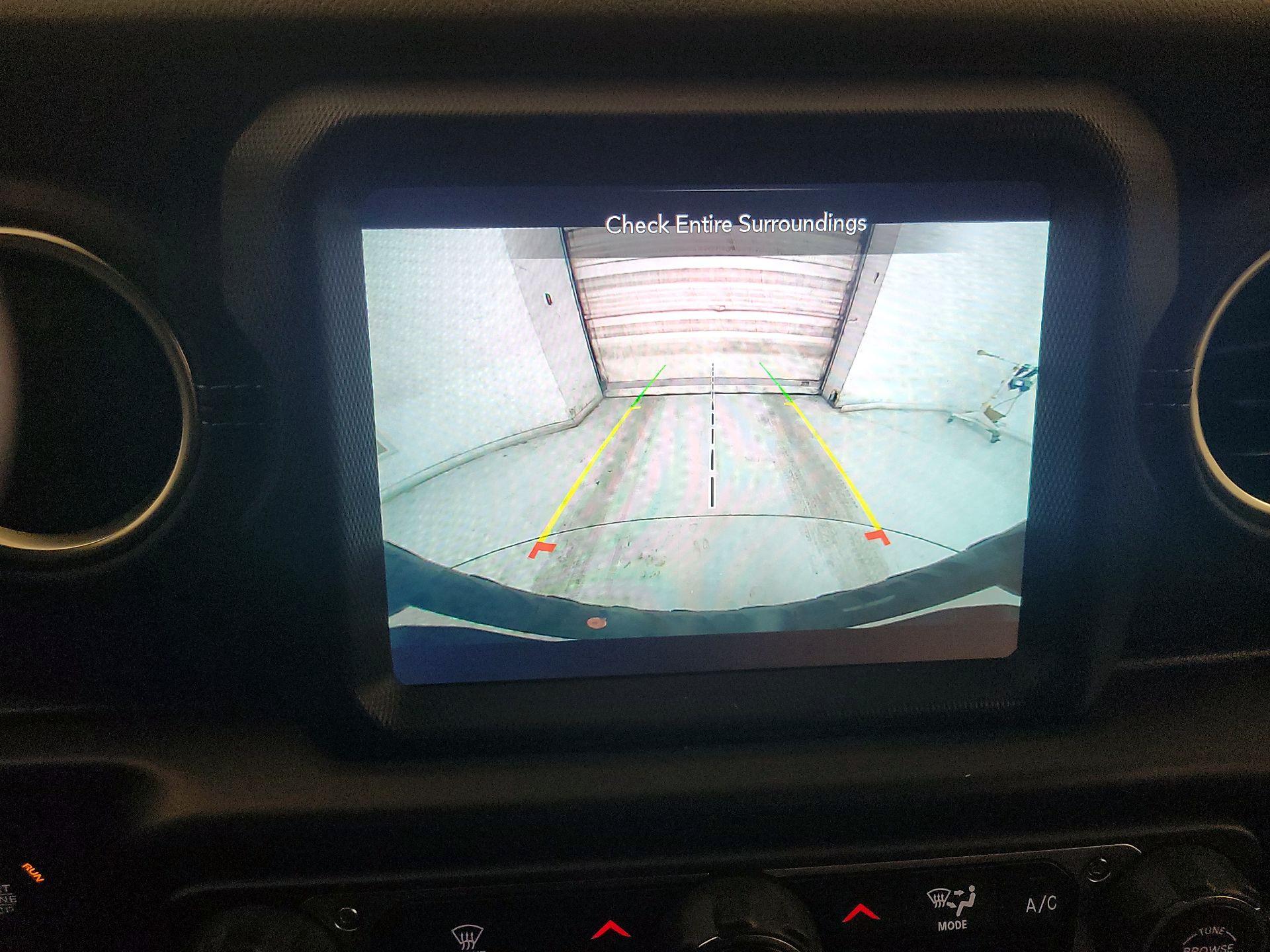 Thumbnail: 2021 Jeep Wrangler - 14