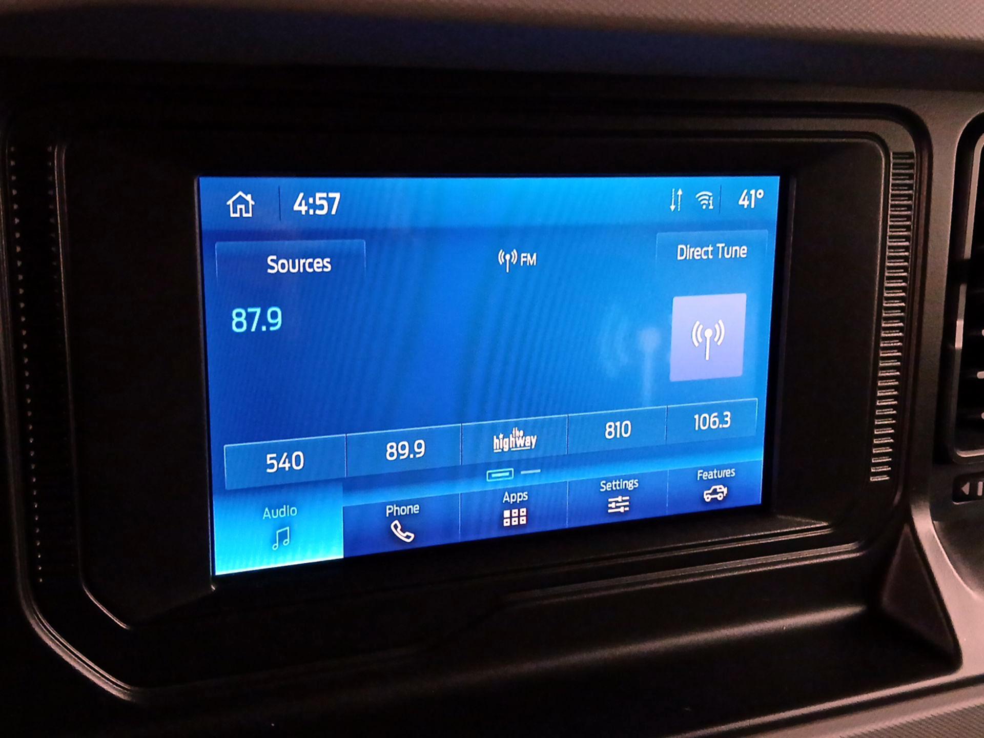 Thumbnail: 2022 Ford Bronco - 15