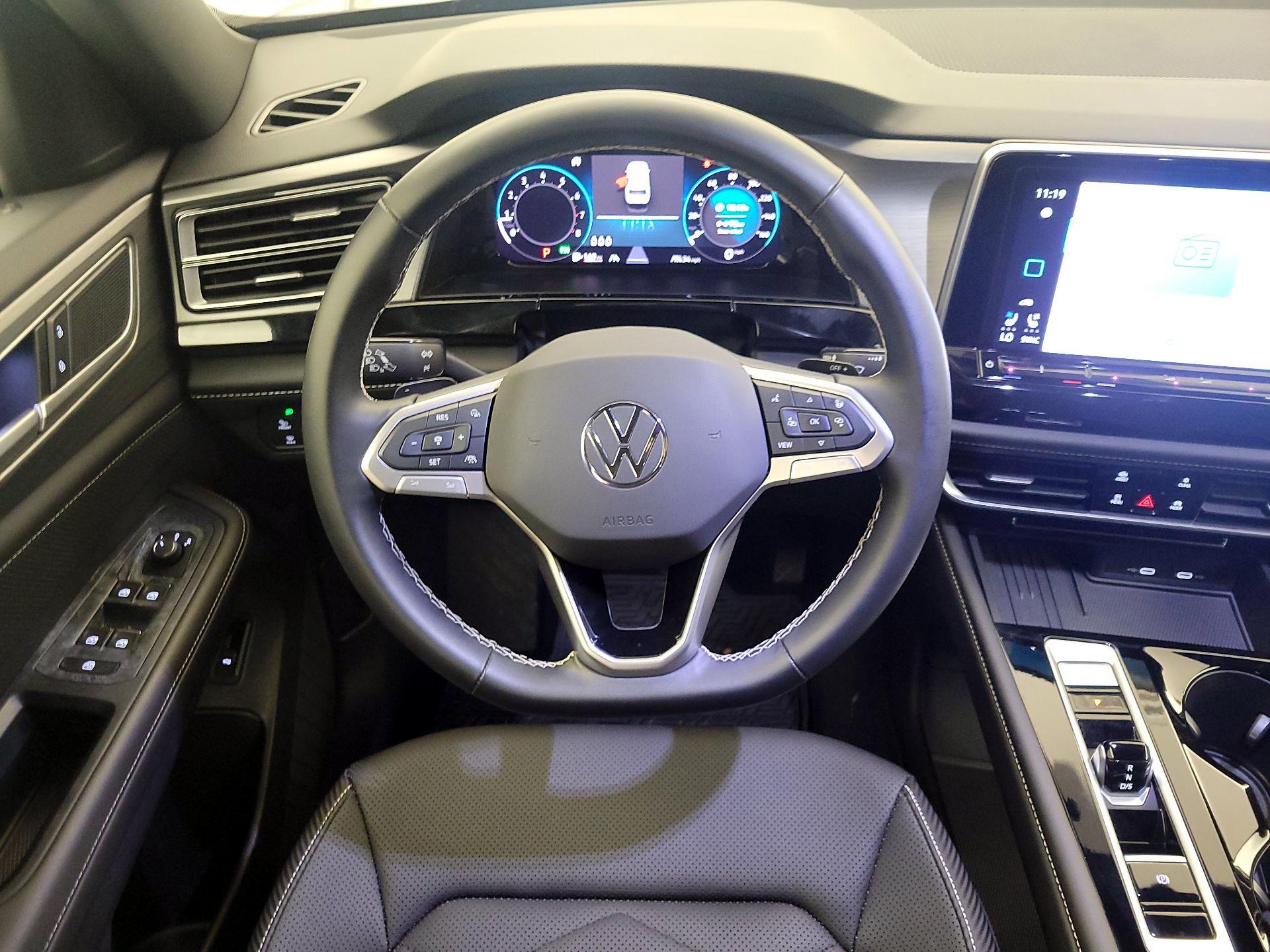 Thumbnail: 2025 Volkswagen Atlas - 10