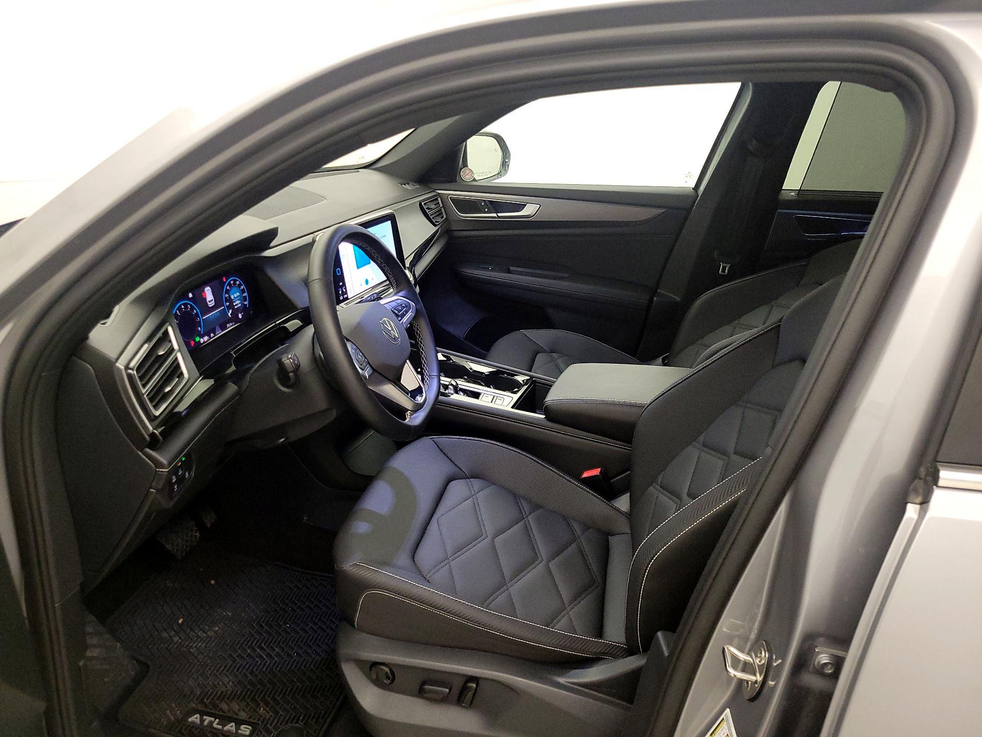 Thumbnail: 2025 Volkswagen Atlas - 11