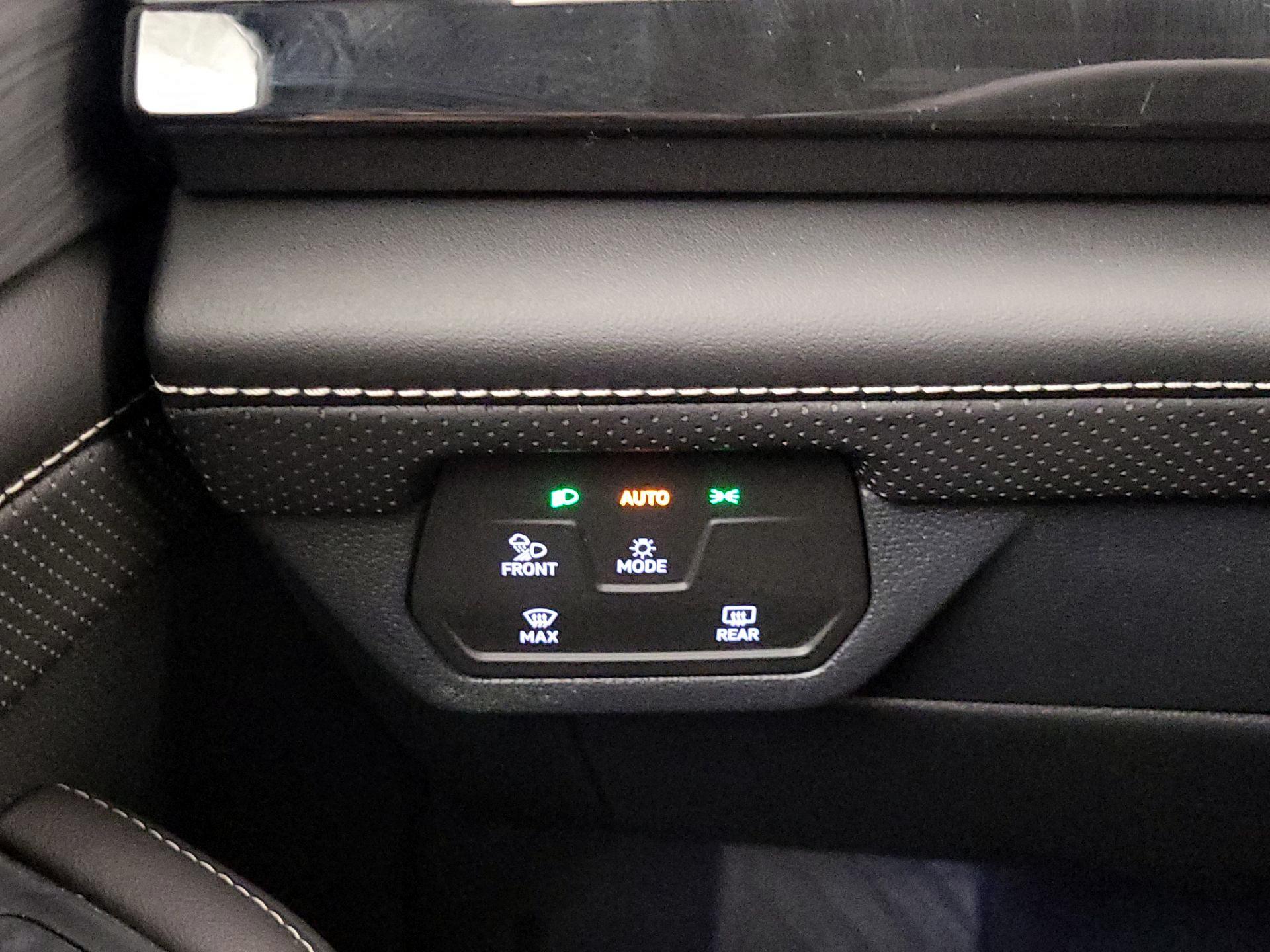 Thumbnail: 2025 Volkswagen Atlas - 13