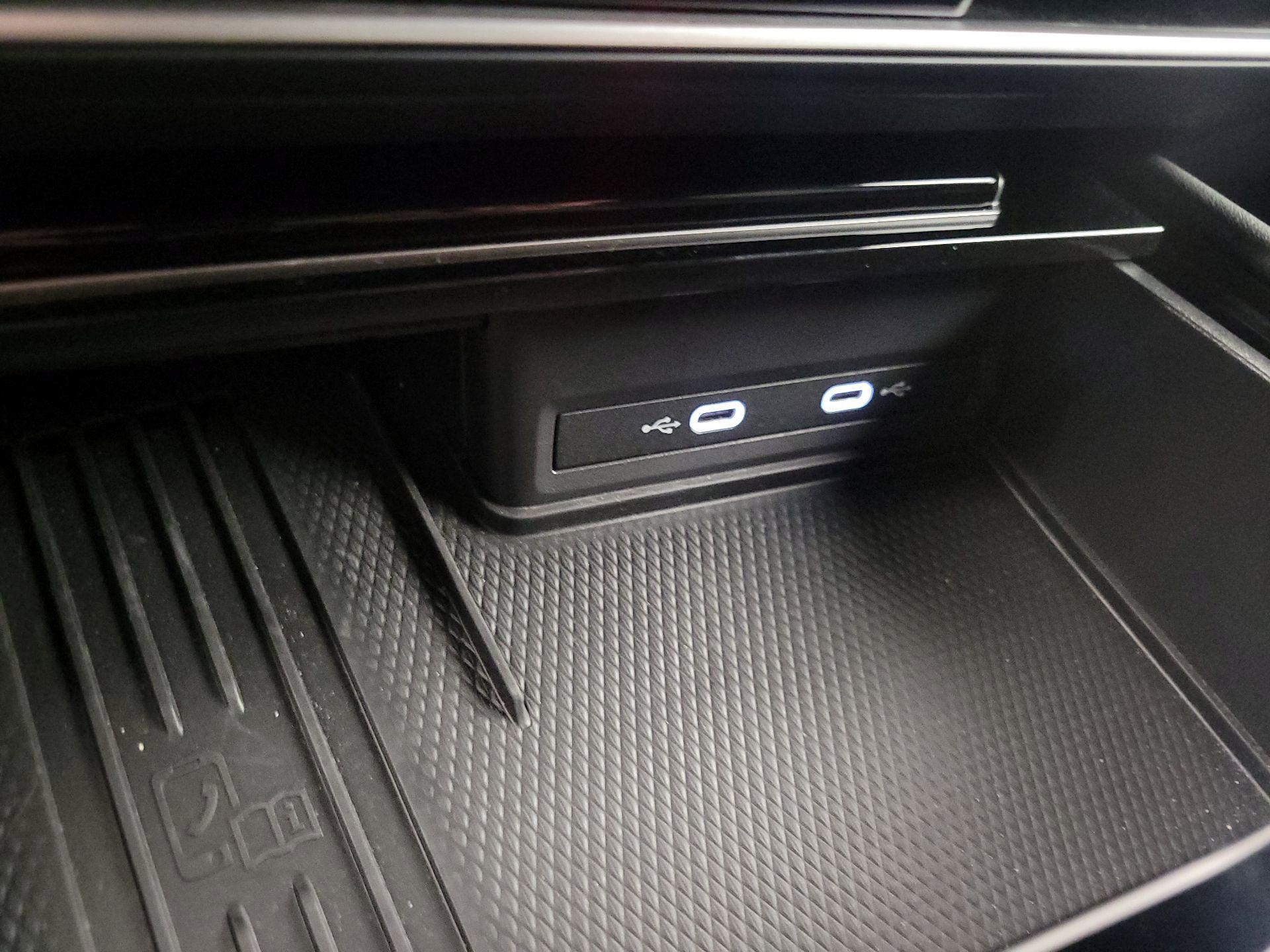 Thumbnail: 2025 Volkswagen Atlas - 18