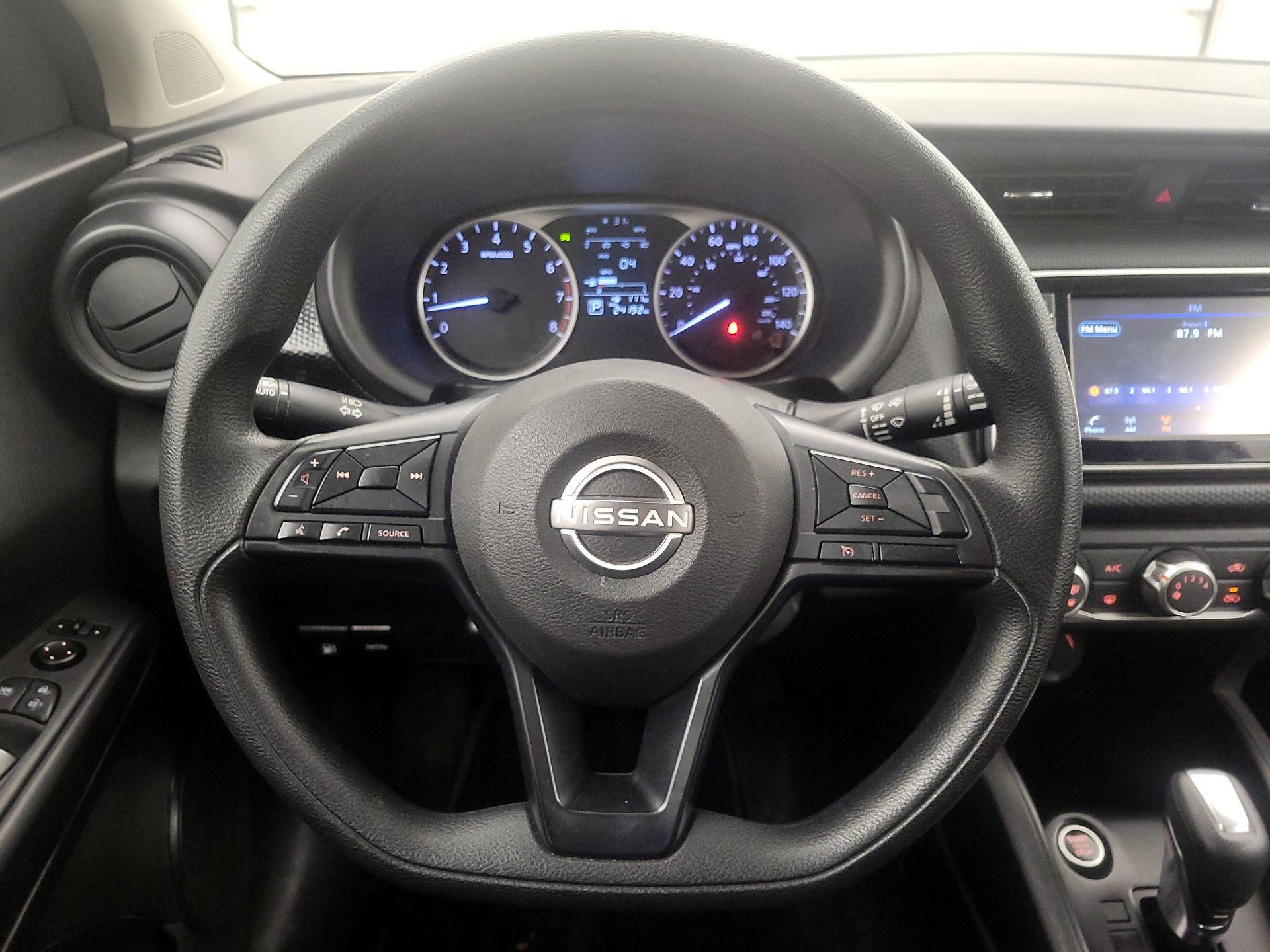 Thumbnail: 2023 Nissan Kicks - 10