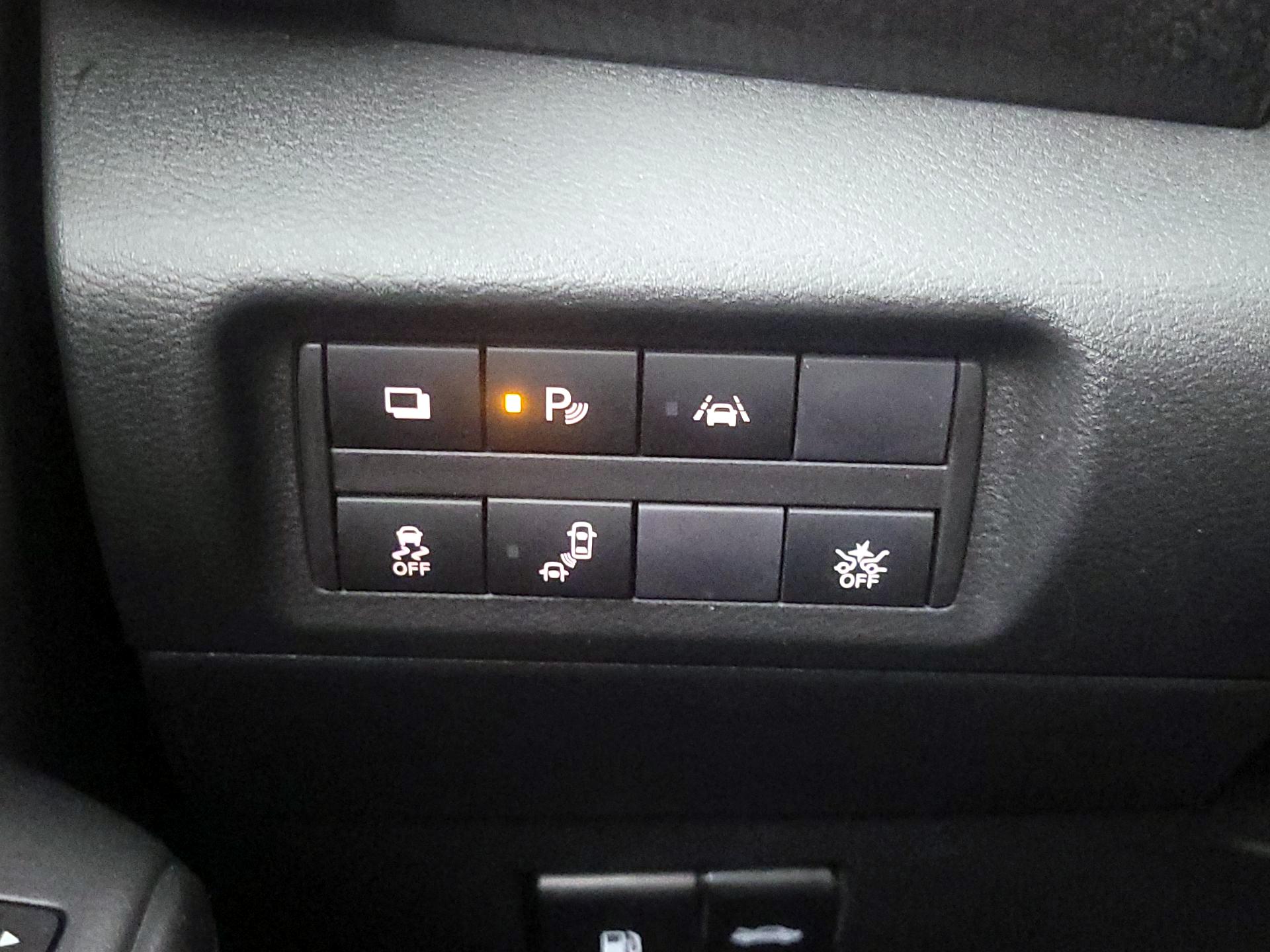 Thumbnail: 2023 Nissan Kicks - 13