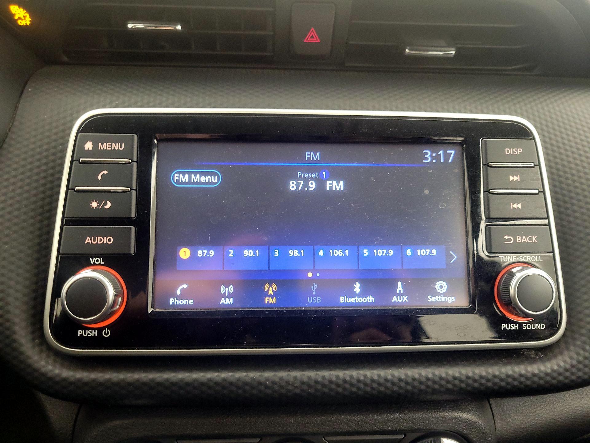 Thumbnail: 2023 Nissan Kicks - 15