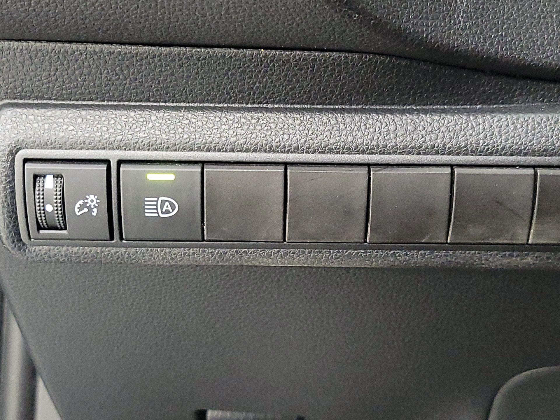 Thumbnail: 2023 Toyota Corolla - 13