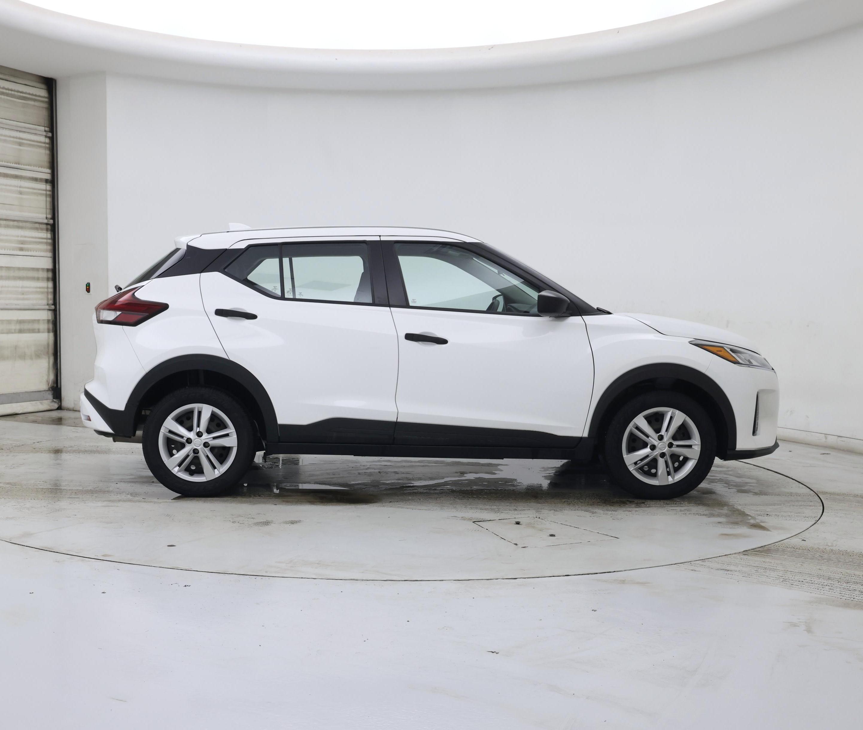 Thumbnail: 2023 Nissan Kicks - 7