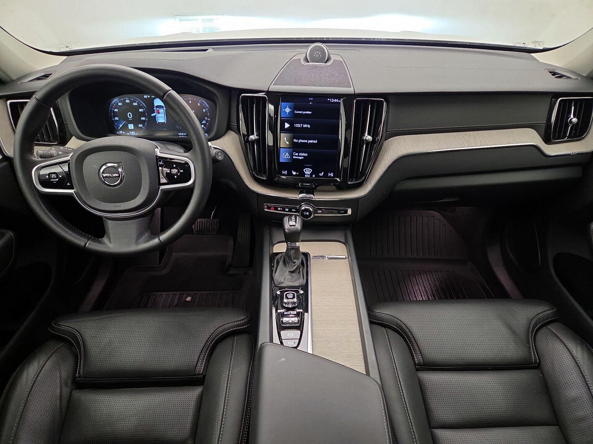 Thumbnail: 2021 Volvo XC60 - 9